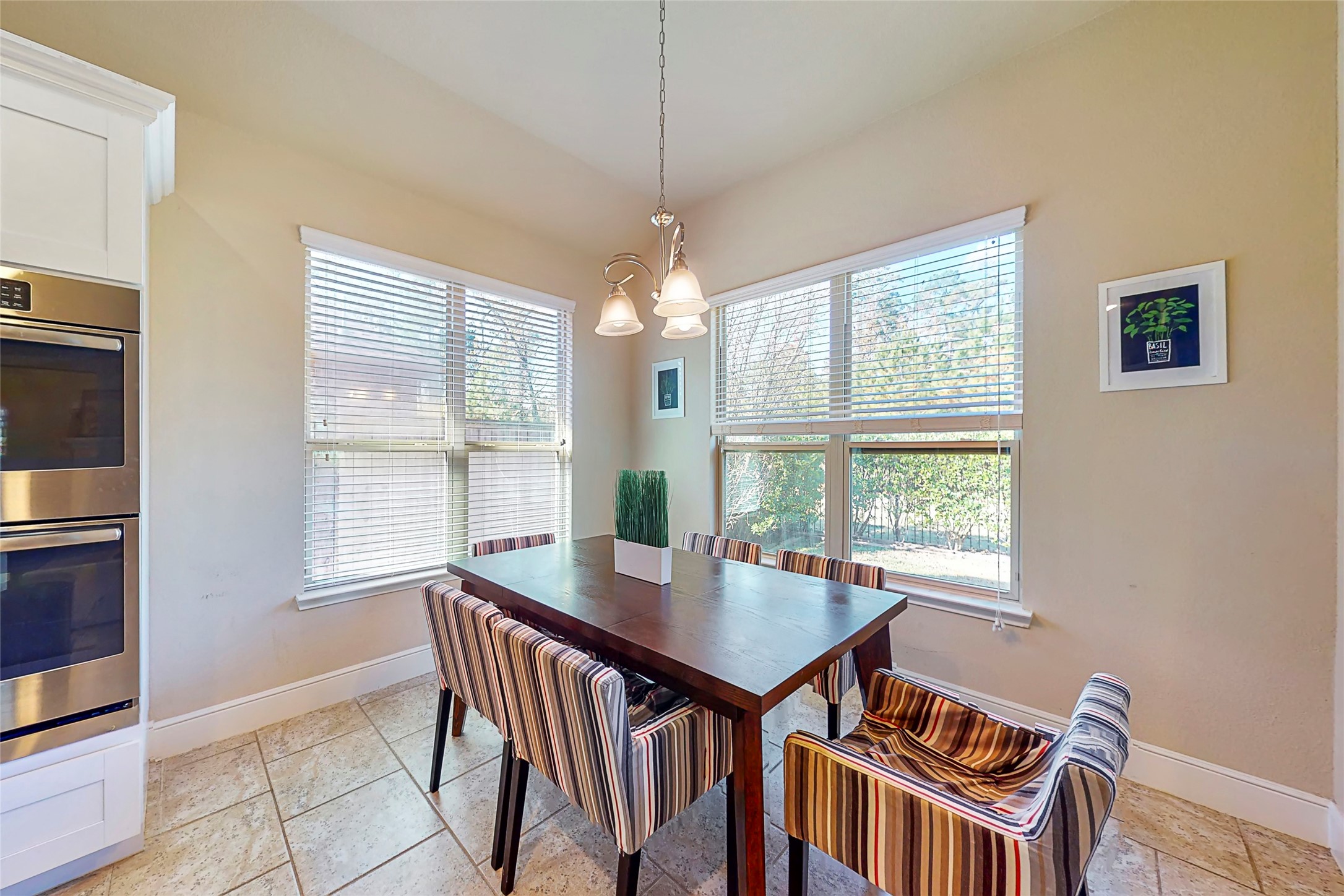 151 W Wading Pond Circle, Tomball, TX 77375