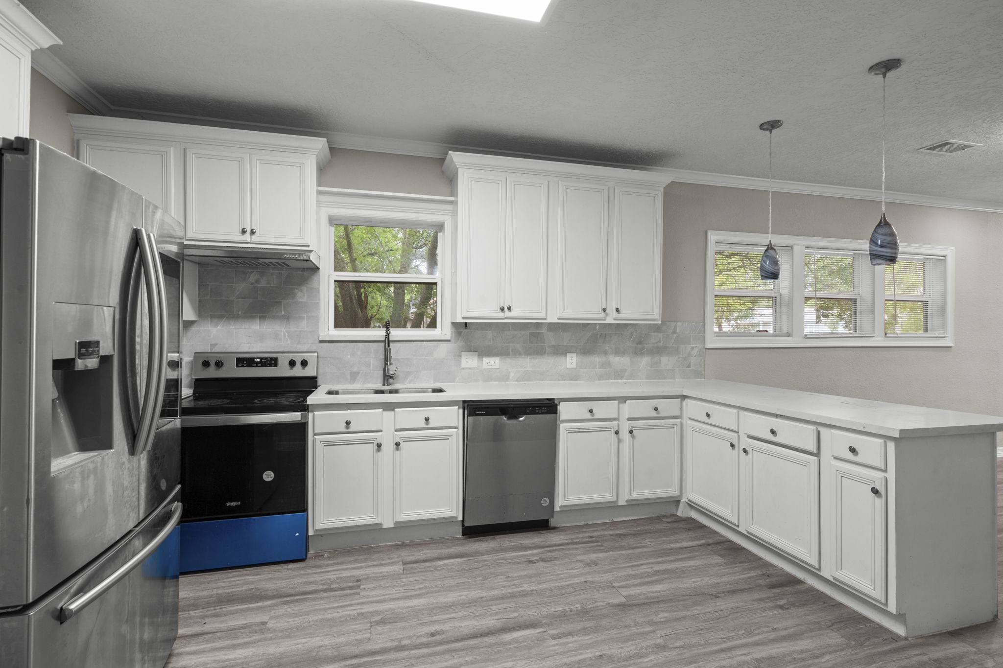 311 7th Avenue N, Texas City, TX 77590