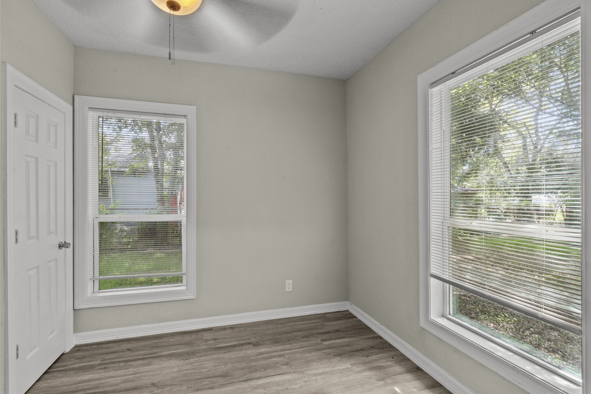 311 7th Avenue N, Texas City, TX 77590