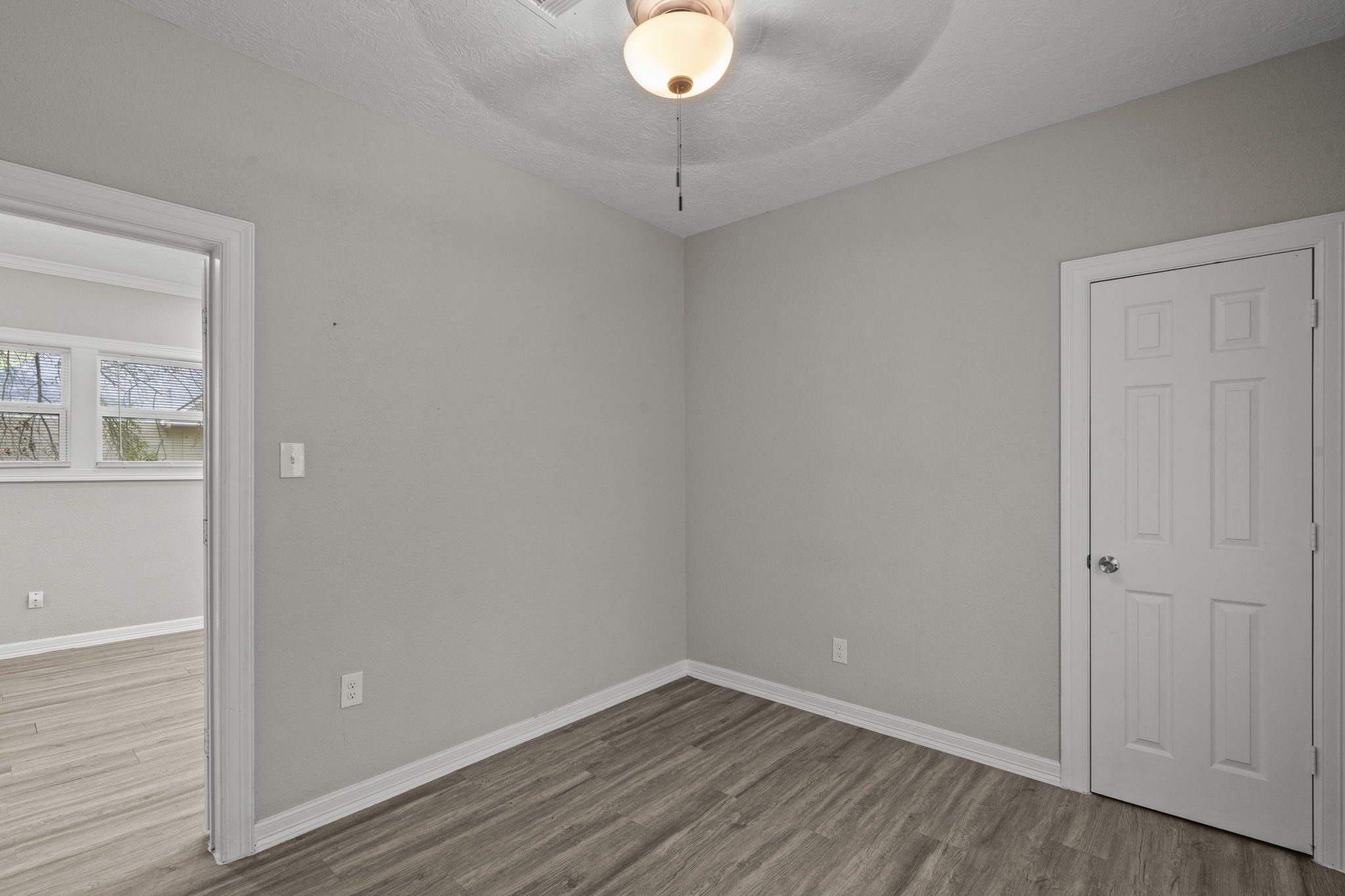 311 7th Avenue N, Texas City, TX 77590