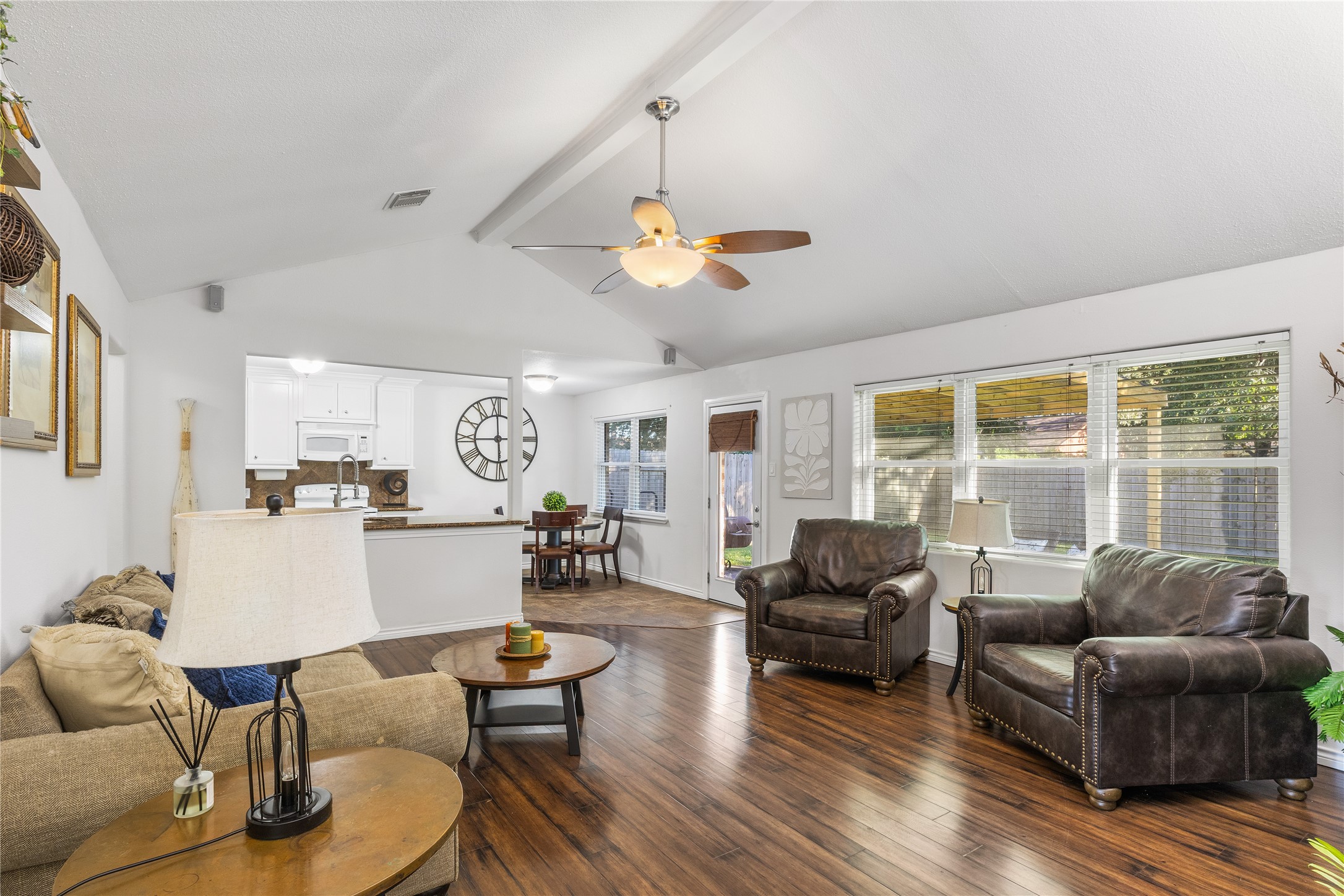 2303 Mimosa Court, League City, TX 77573