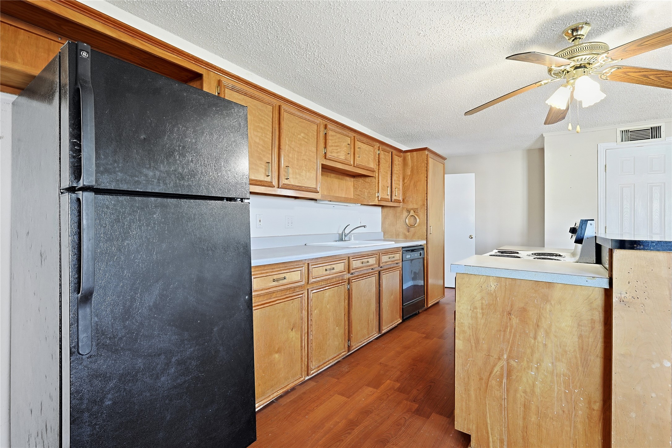 Refrigerator included