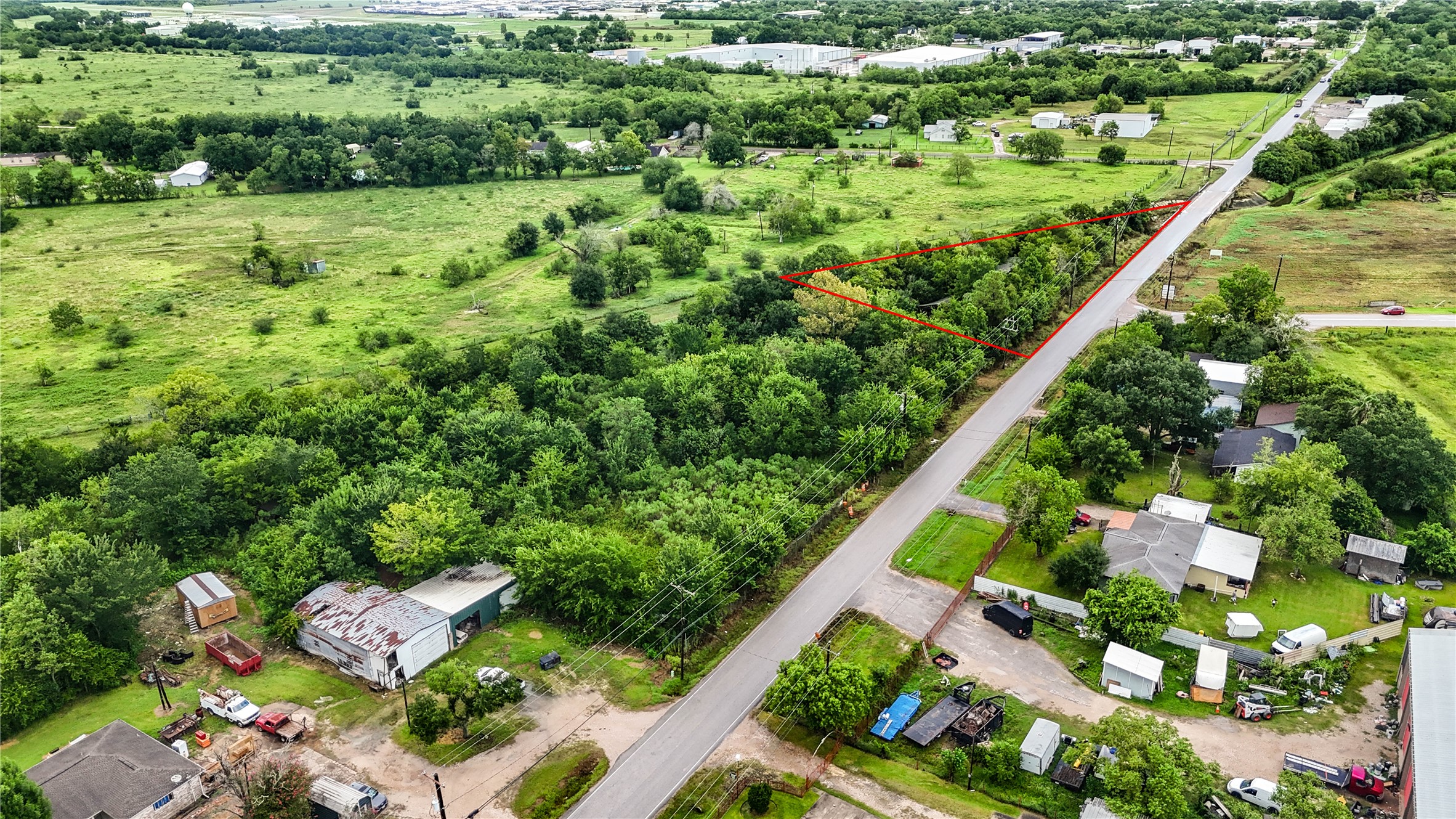 1011 County Road 129, Alvin, TX 77511