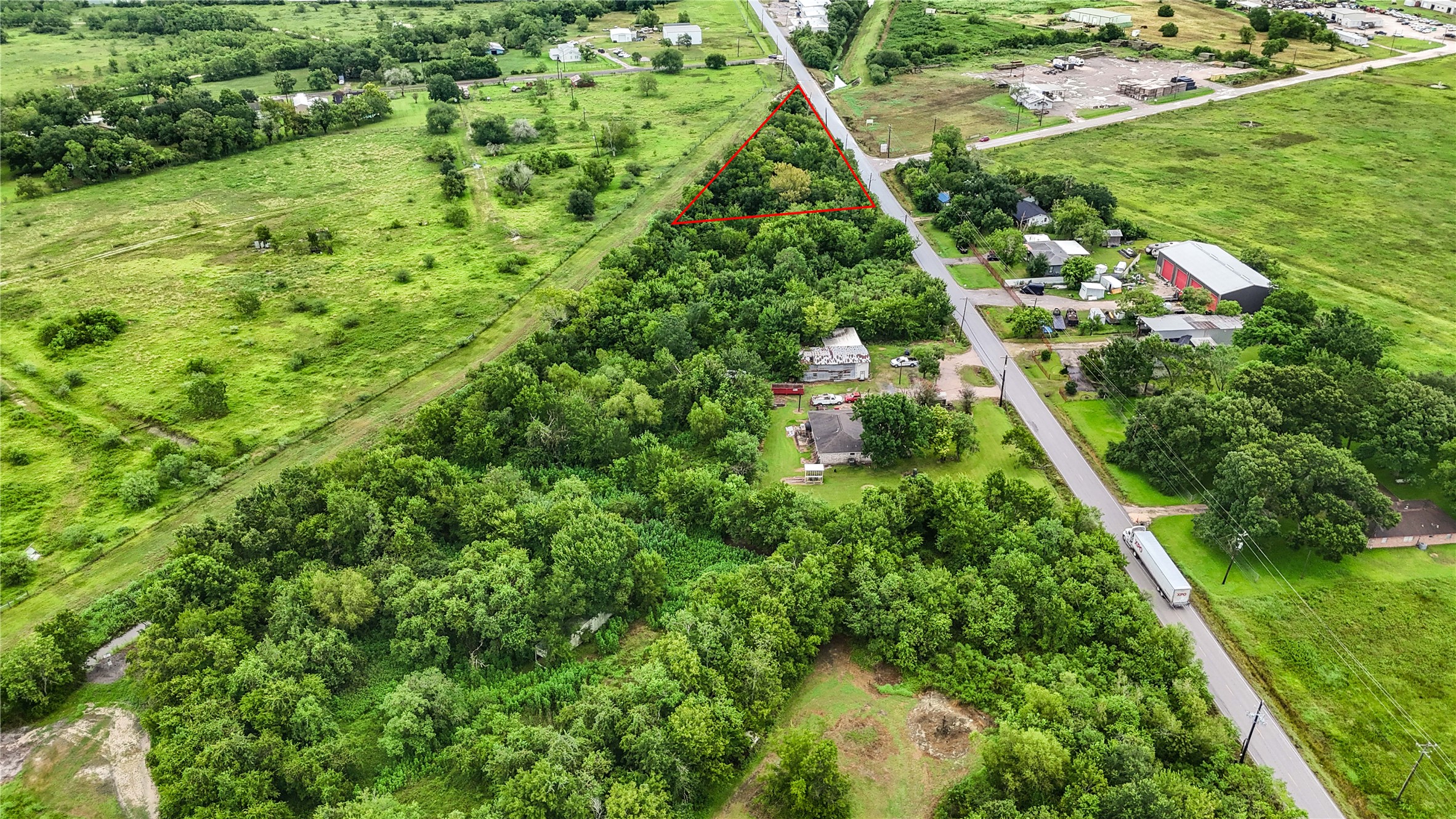 1011 County Road 129, Alvin, TX 77511 1011 County Road 129, Alvin, TX 77511