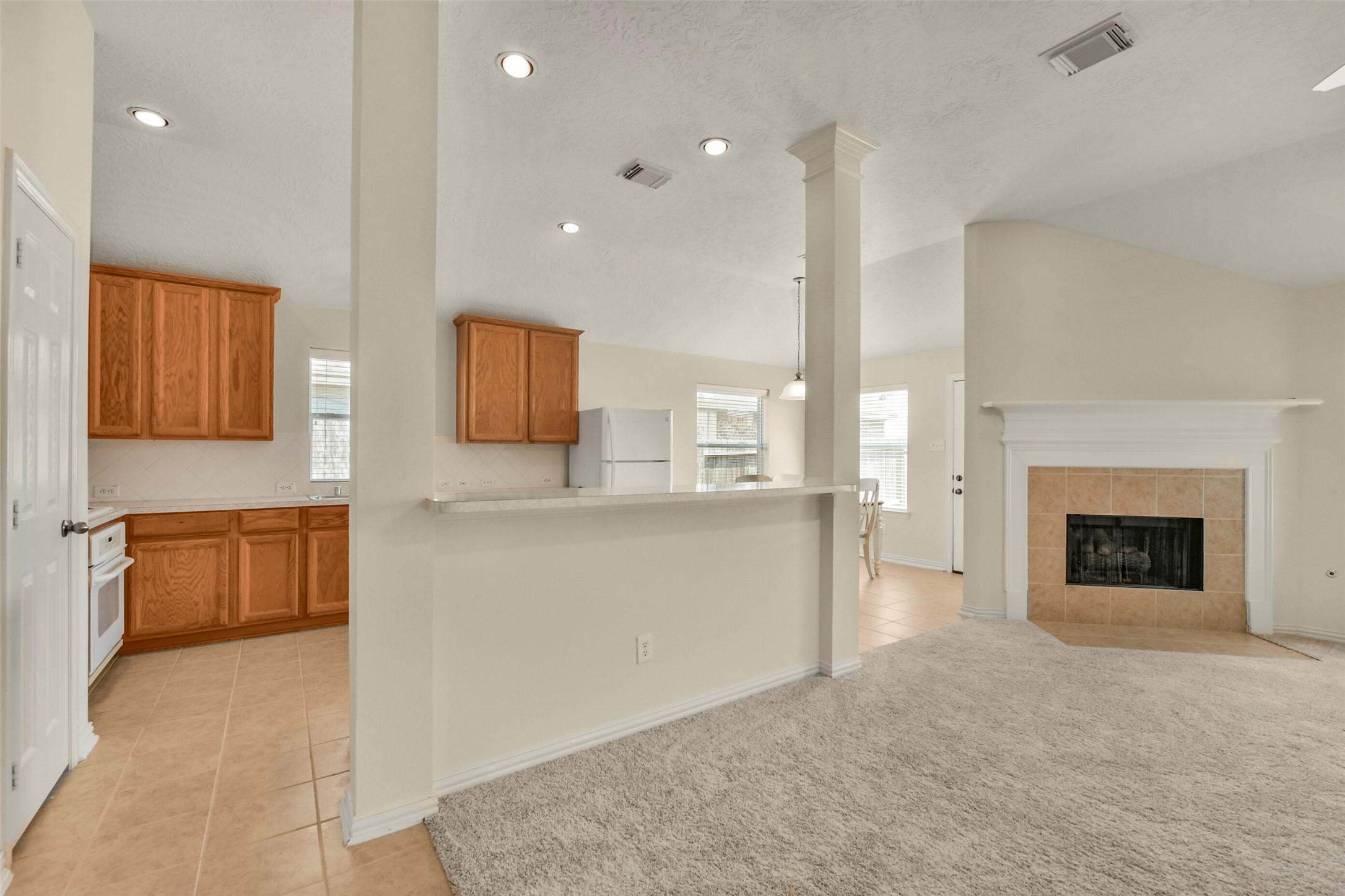 5707 Emerald Brook Lane, League City, TX 77573