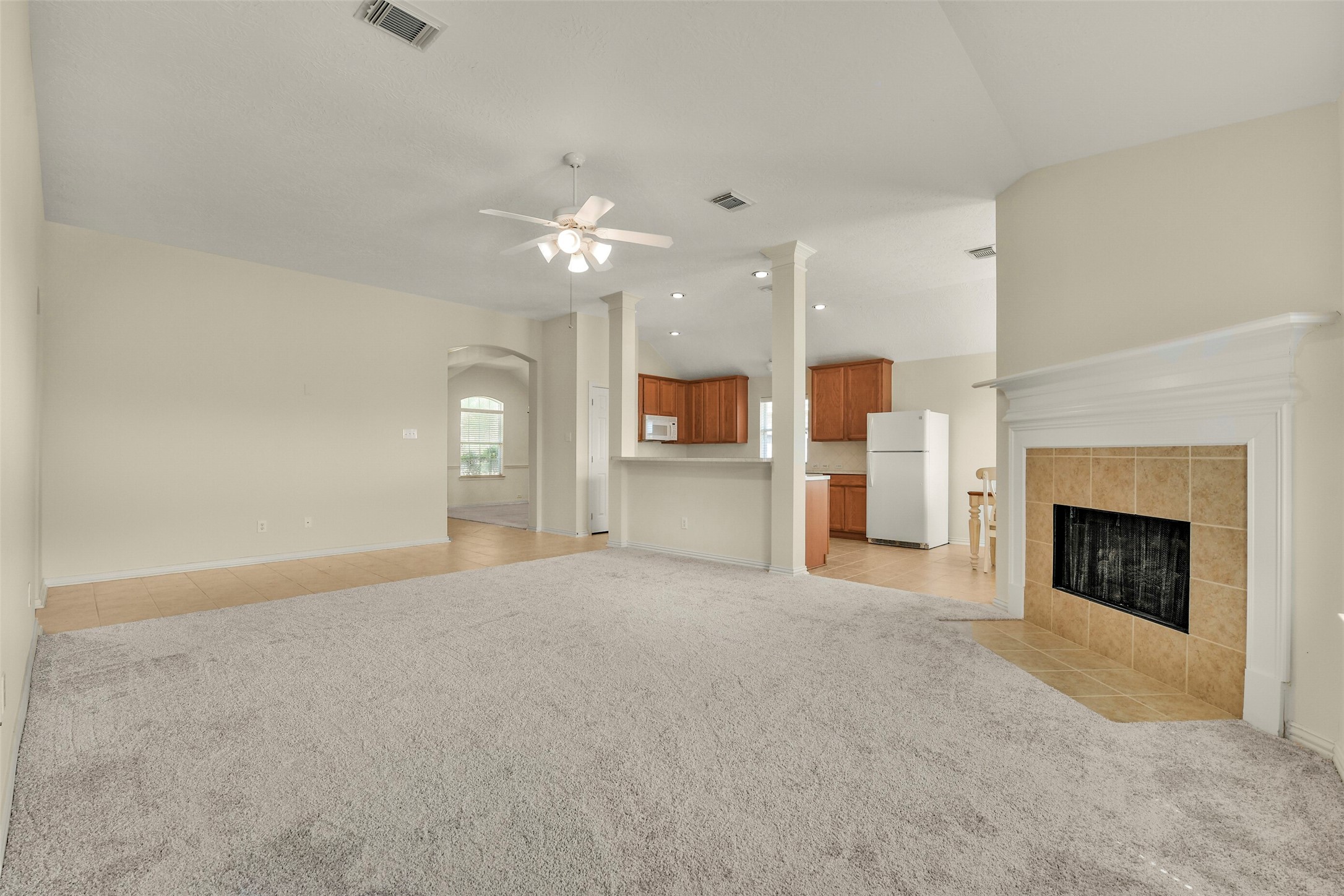 5707 Emerald Brook Lane, League City, TX 77573