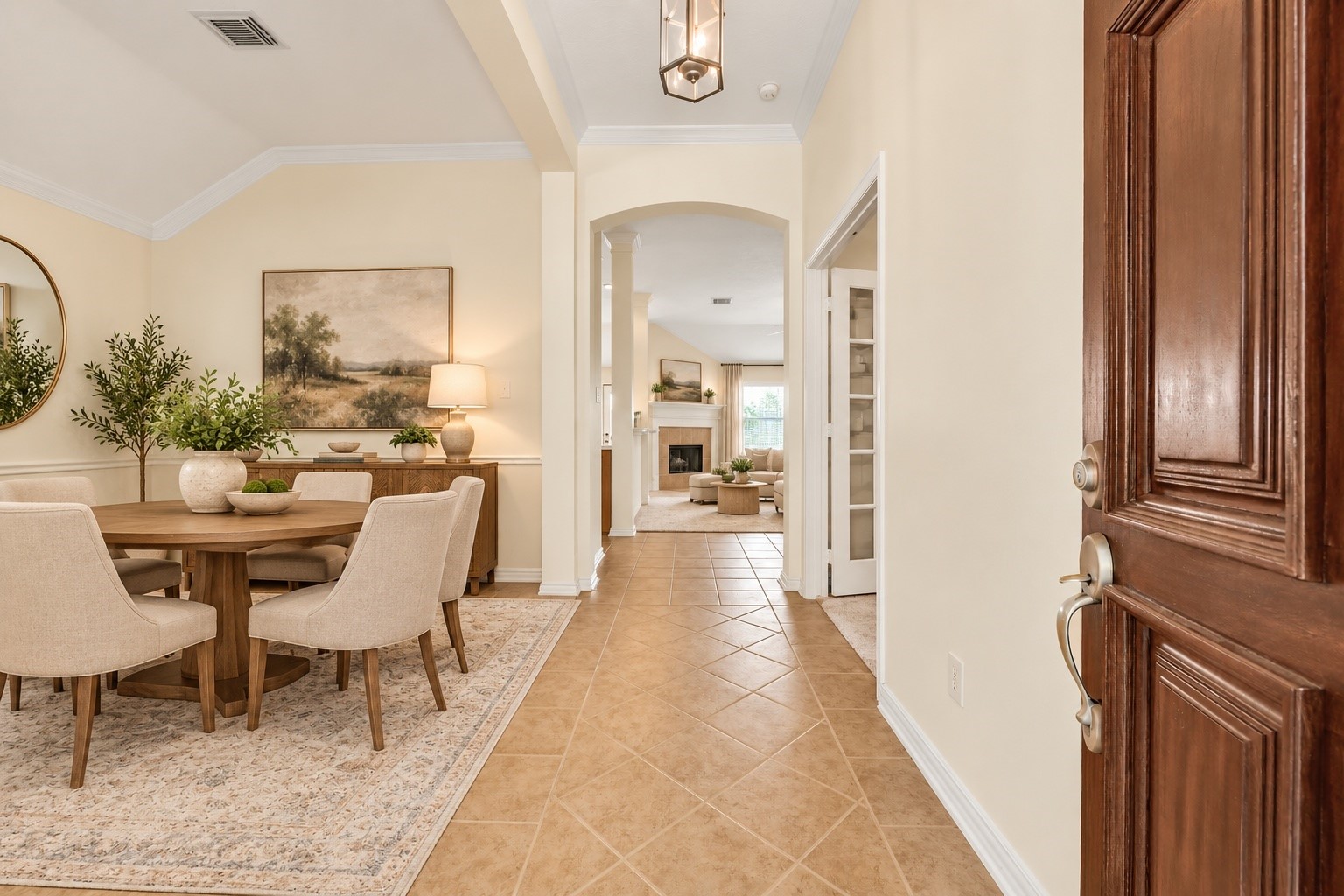 Welcome Home! (Staged)