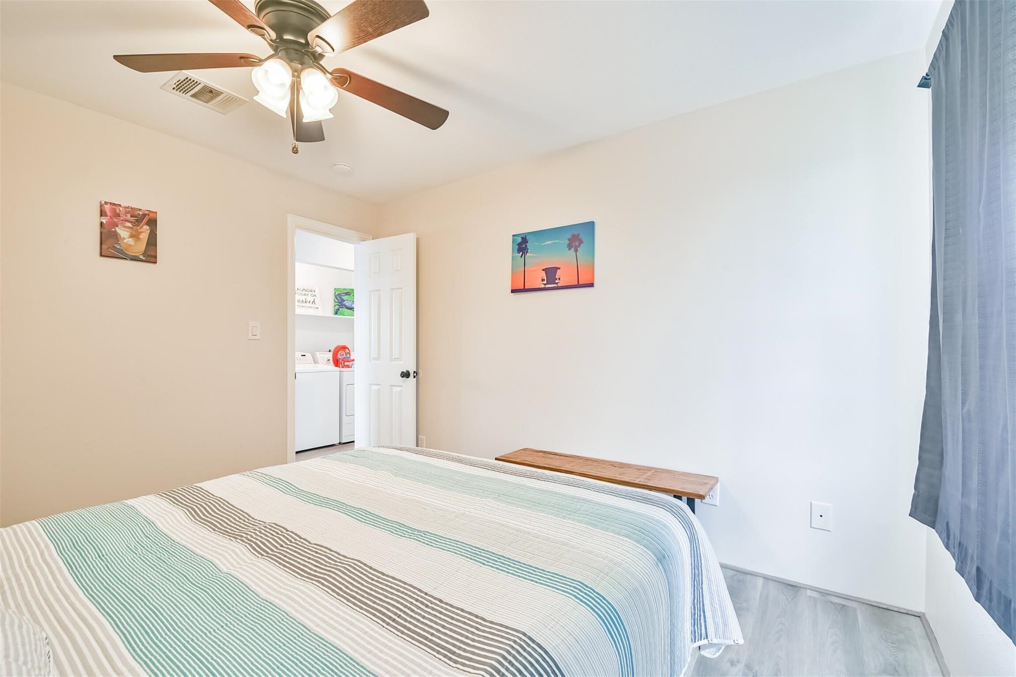 1004 20th Street, Dickinson, TX 77539