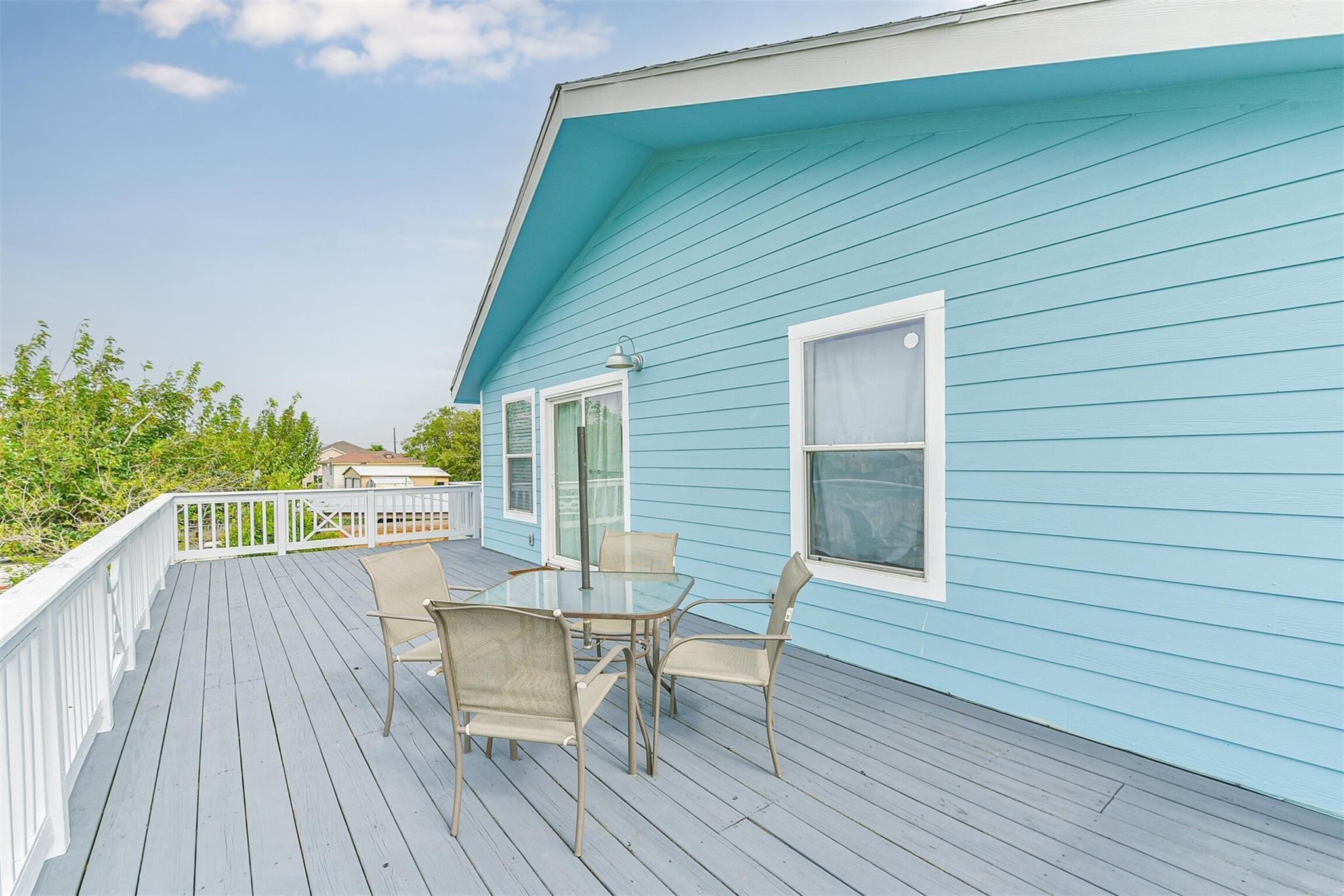 1004 20th Street, Dickinson, TX 77539