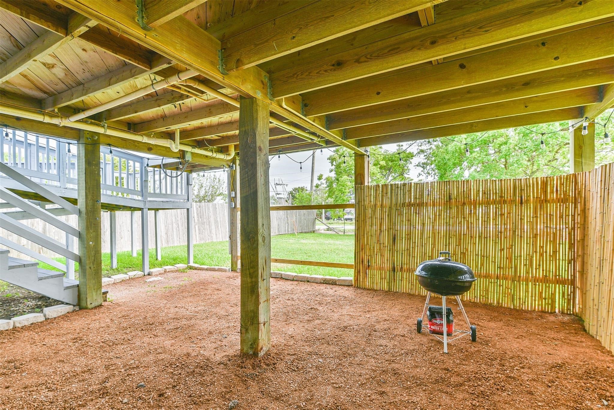 1004 20th Street, Dickinson, TX 77539