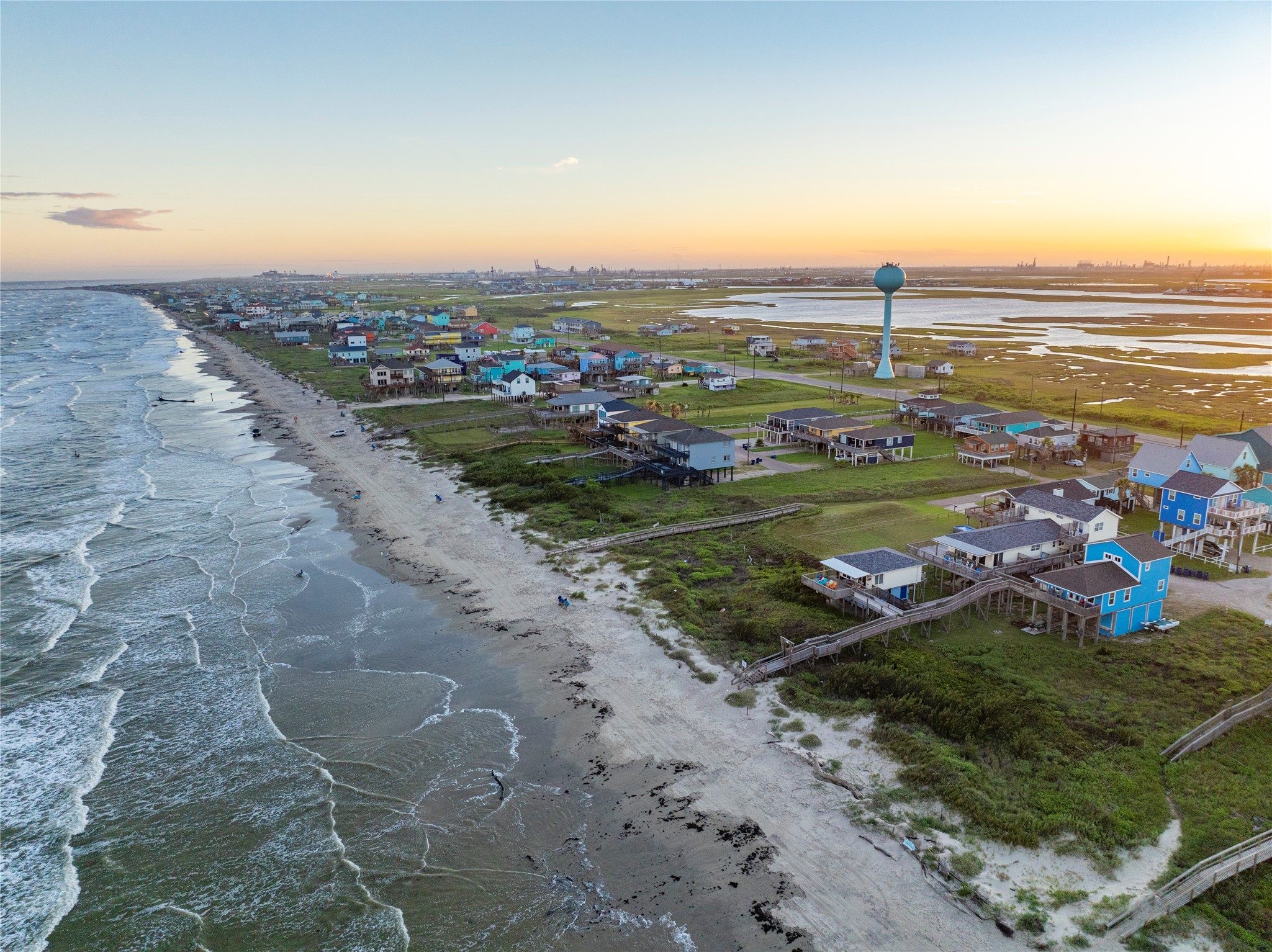 relax and feel the gulf breeze, located just an hour away from downtown houston