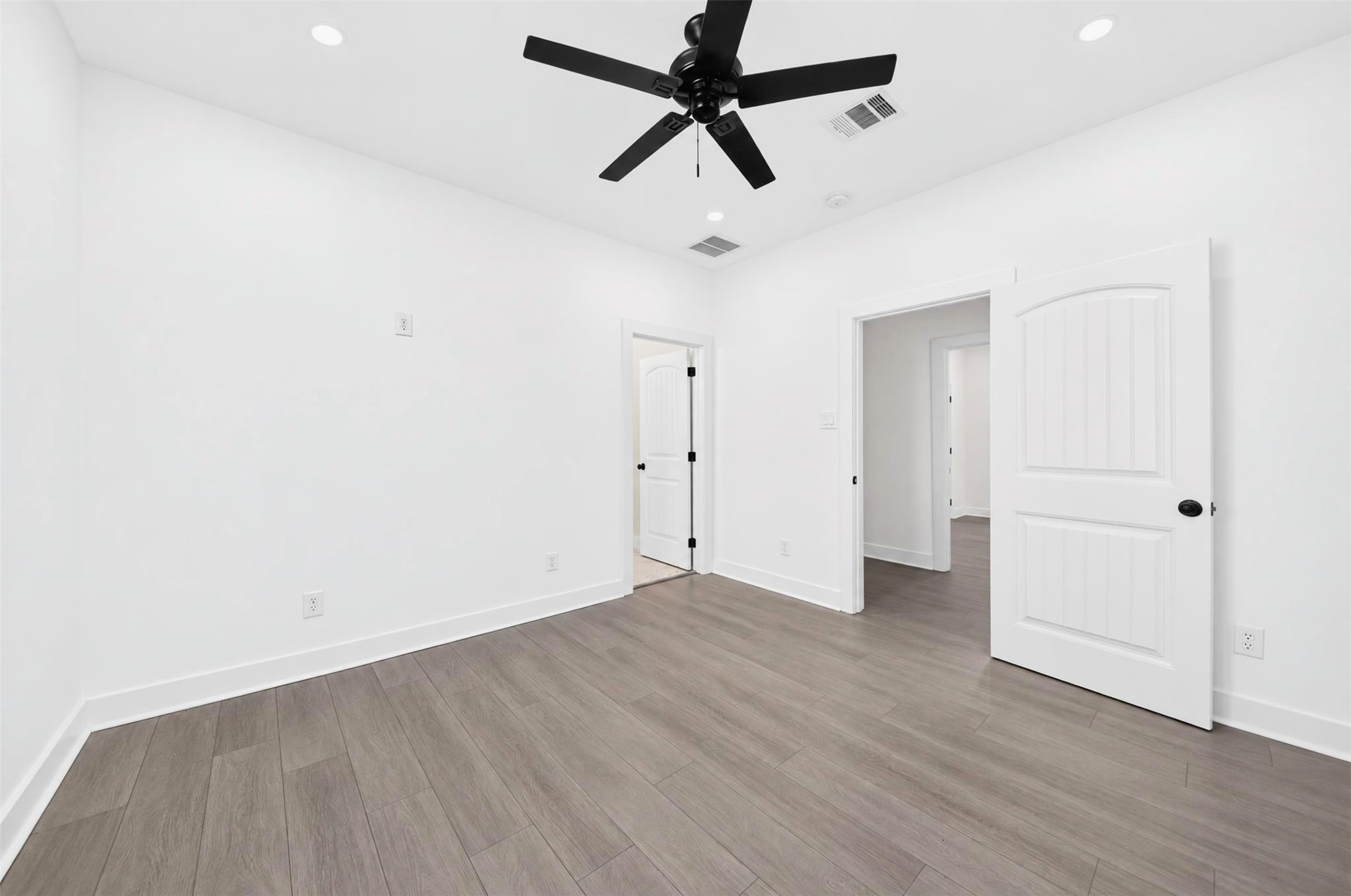 2412 Lucas Street, Houston, TX 77026