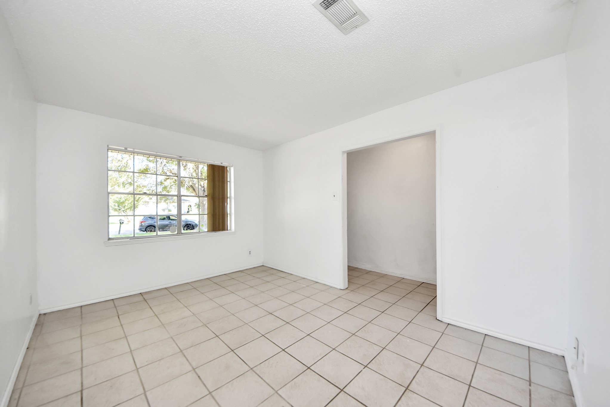 4311 Pine Shadows Street, Dickinson, TX 77539 4311 Pine Shadows Street, Dickinson, TX 77539