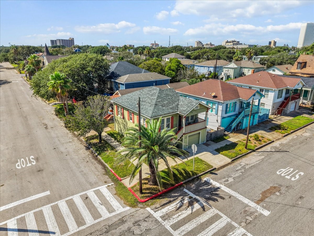 1327 16th Street, Galveston, TX 77550
