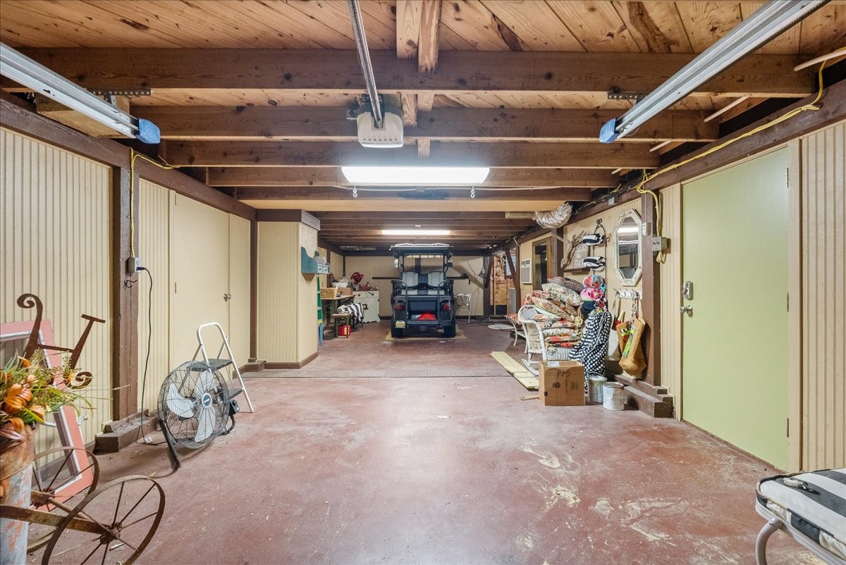 1327 16th Street, Galveston, TX 77550