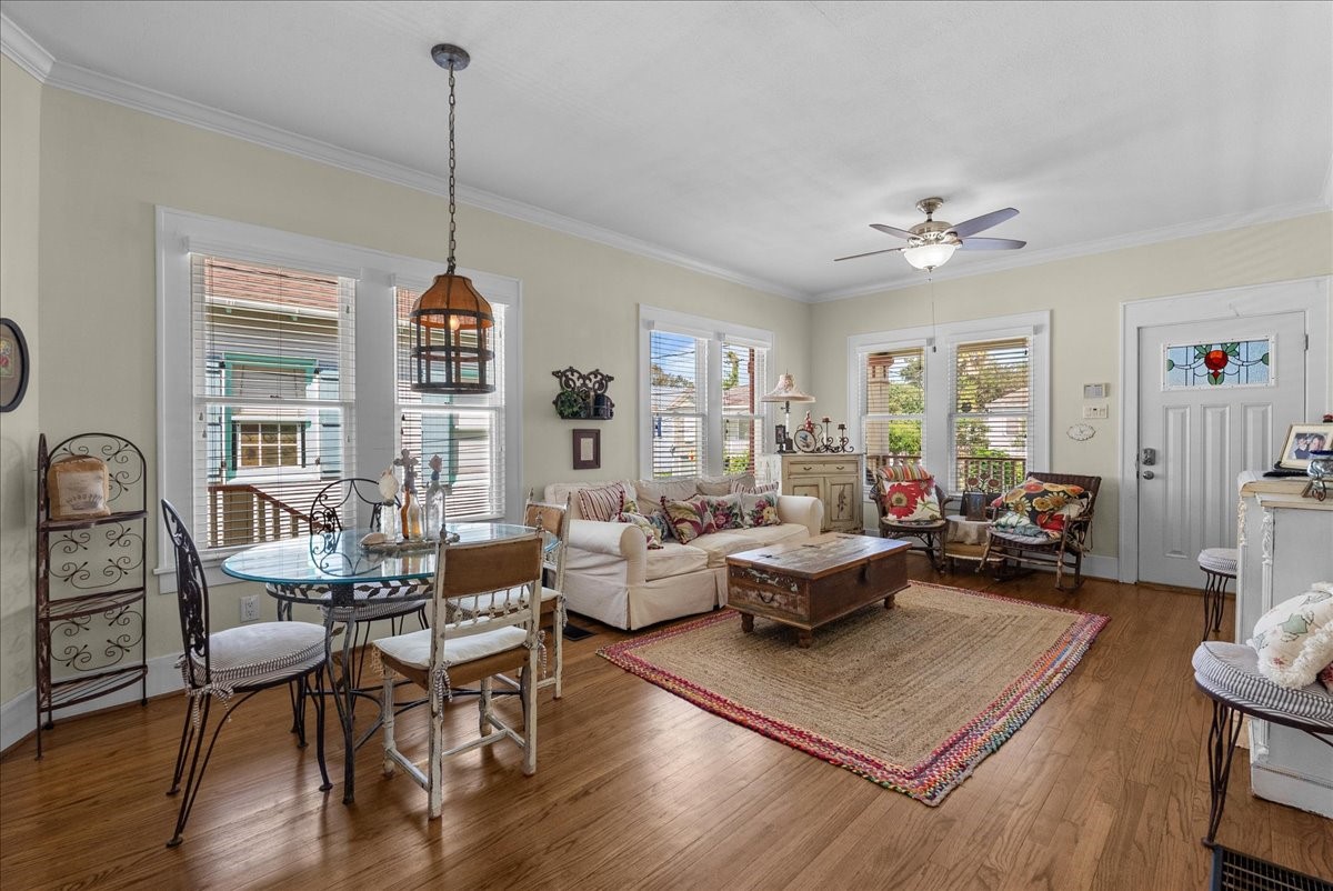 1327 16th Street, Galveston, TX 77550