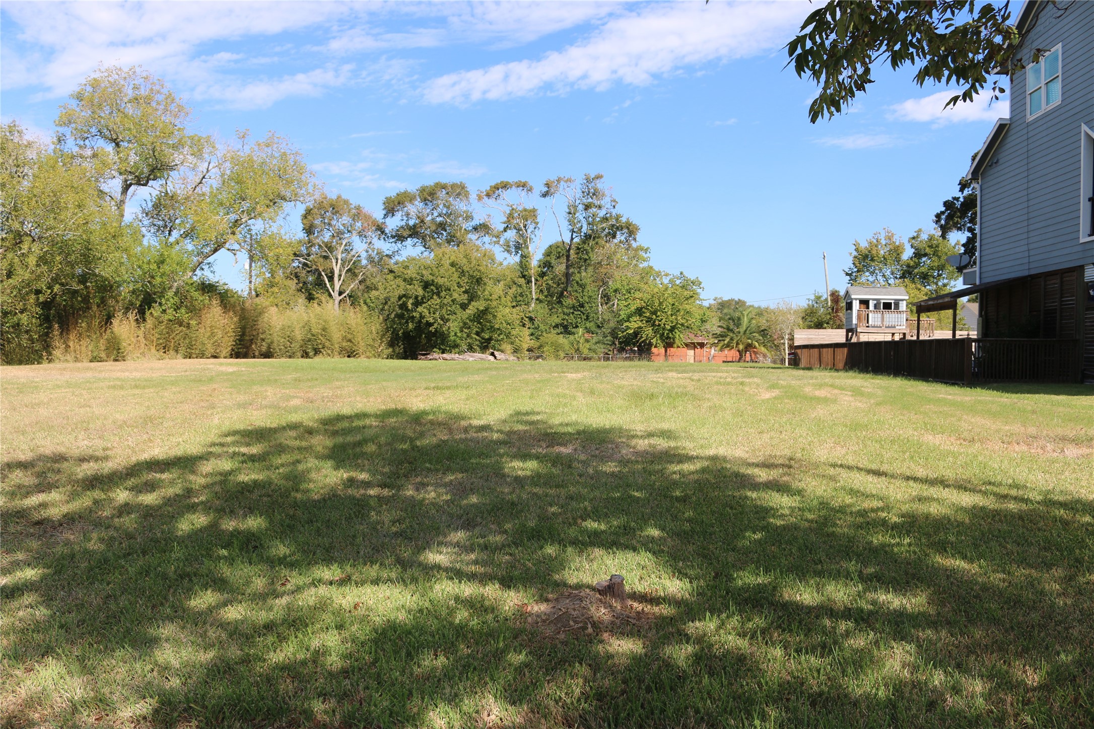 View from near right front corner to left back corner of lot.
