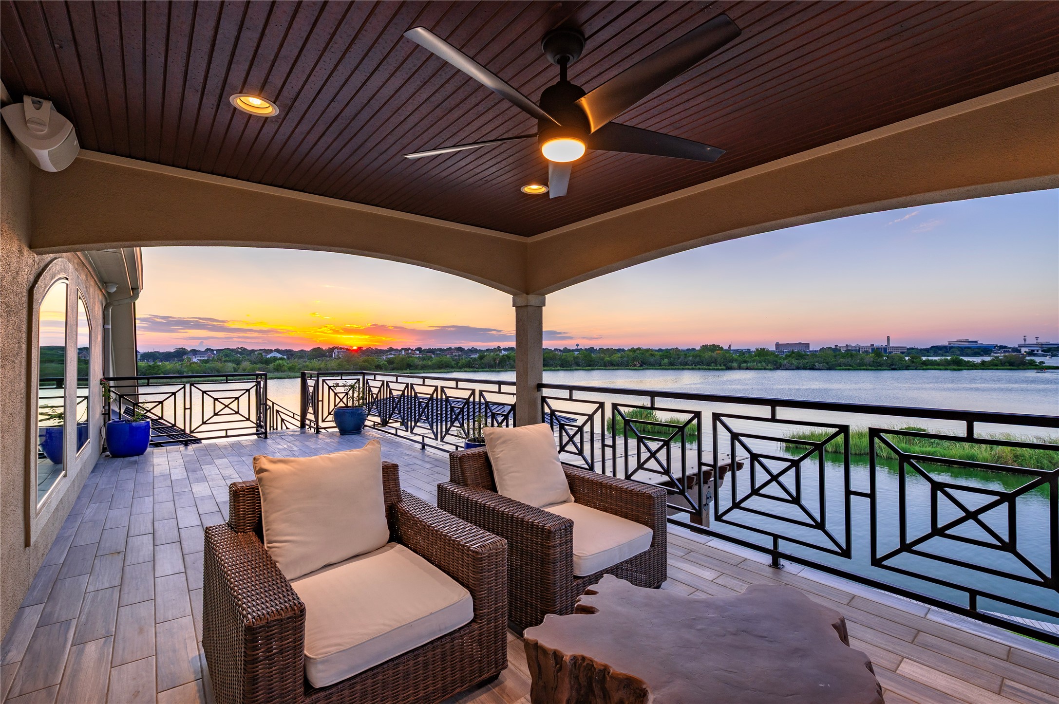 858 Signature Cove, League City, TX 77573