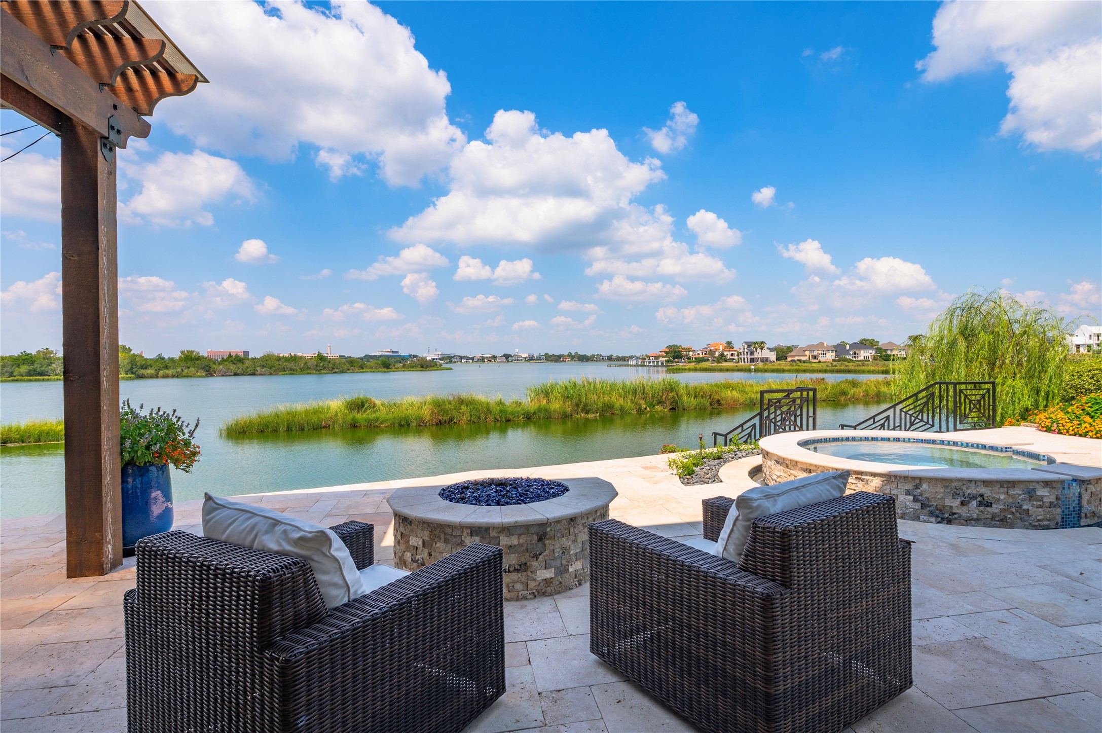 858 Signature Cove, League City, TX 77573