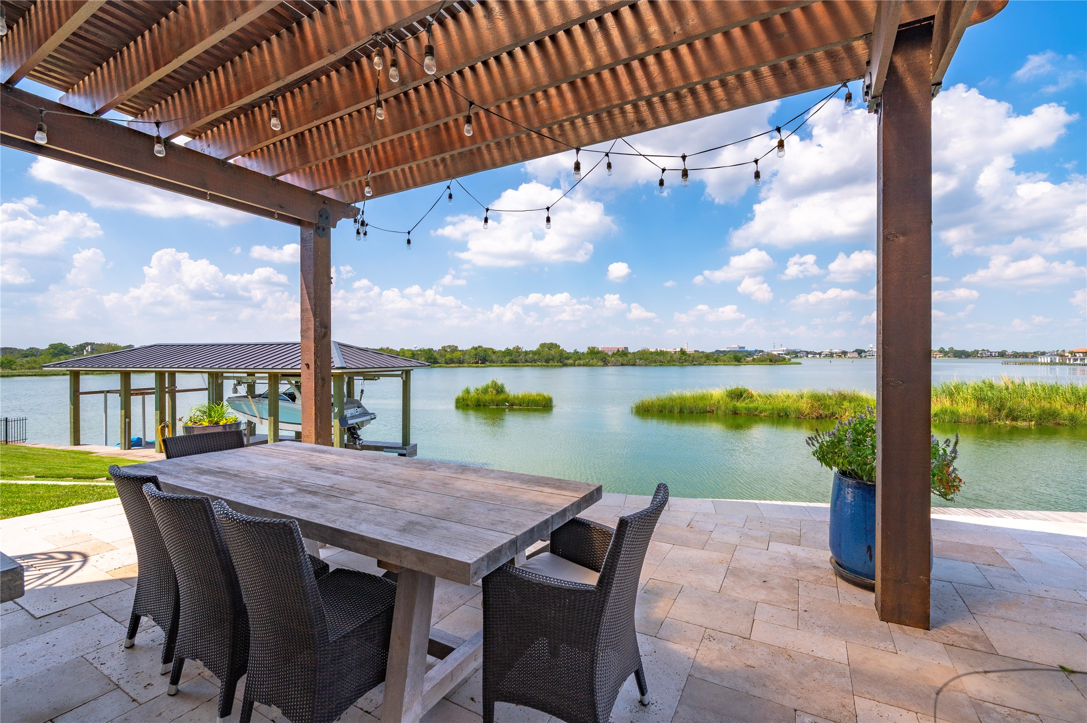 858 Signature Cove, League City, TX 77573