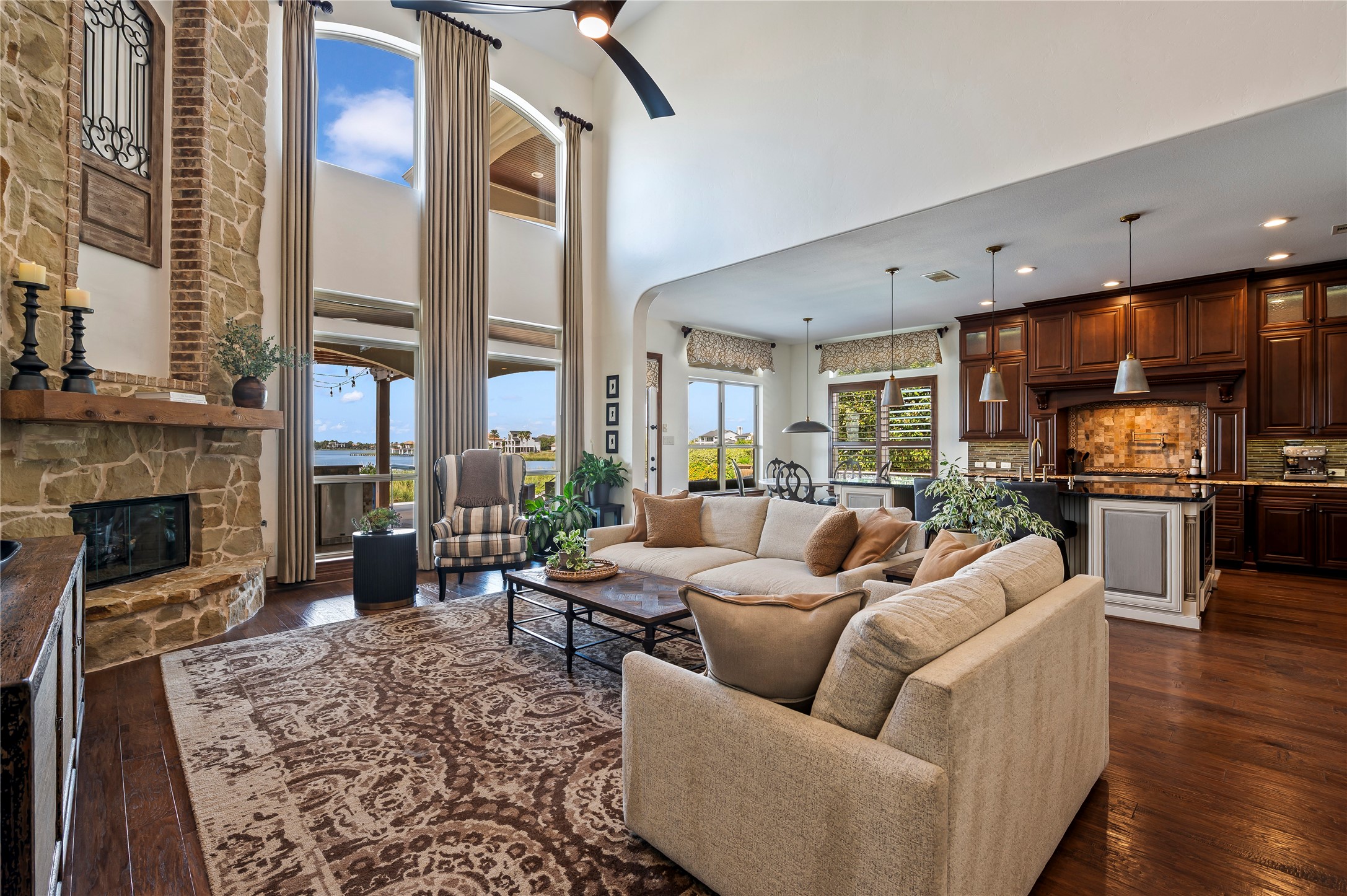 858 Signature Cove, League City, TX 77573