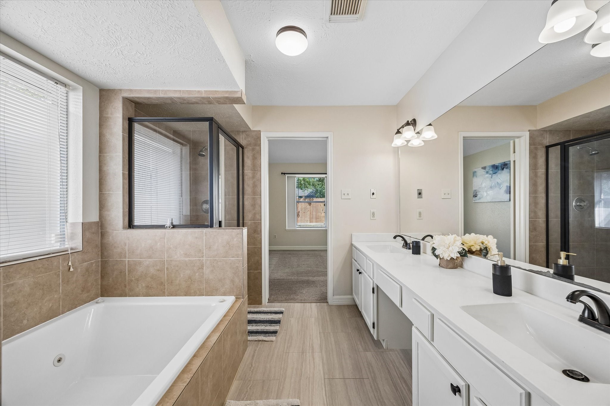 14427 Sun Harbor Drive, Houston, TX 77062