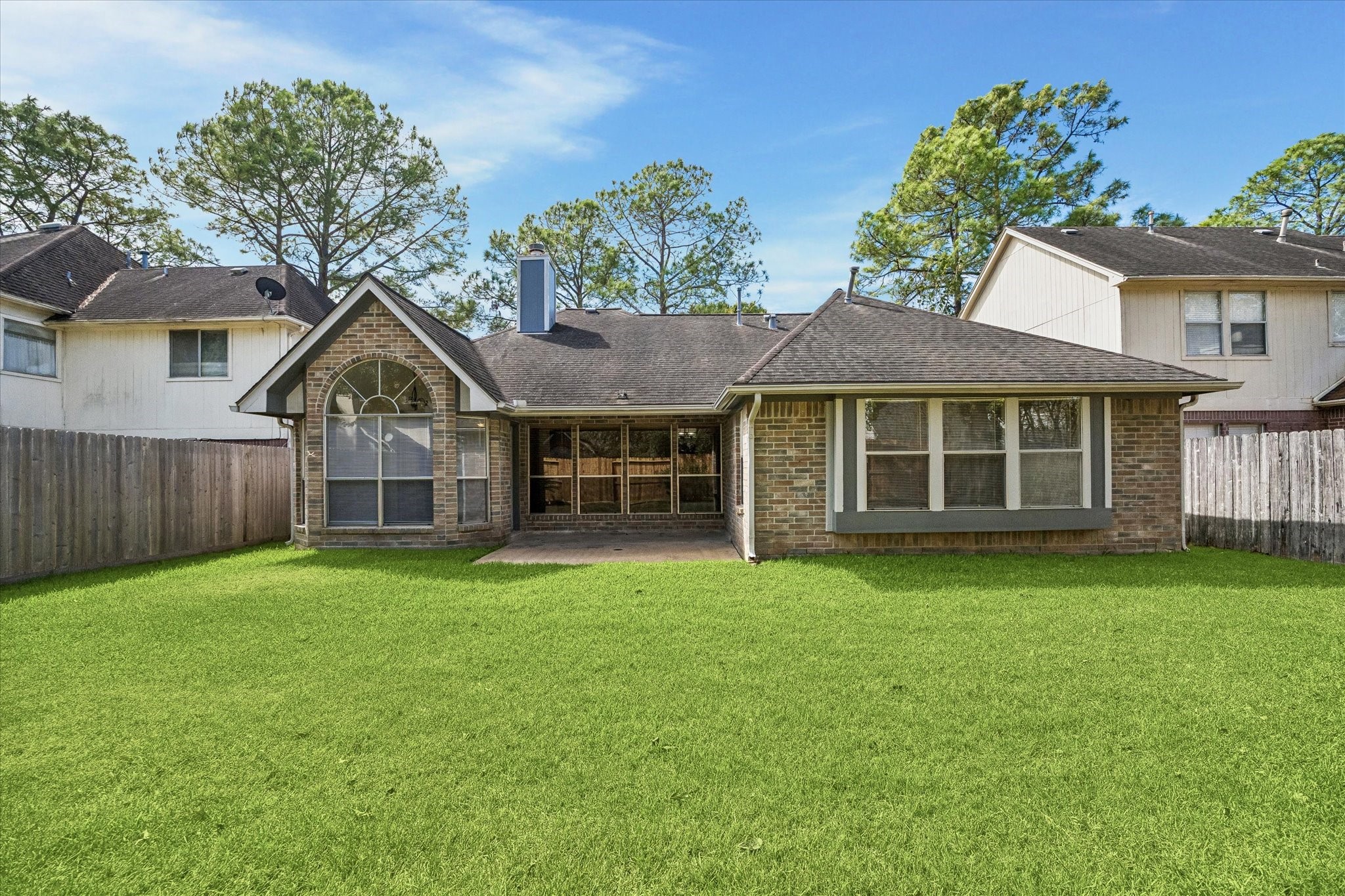 14427 Sun Harbor Drive, Houston, TX 77062