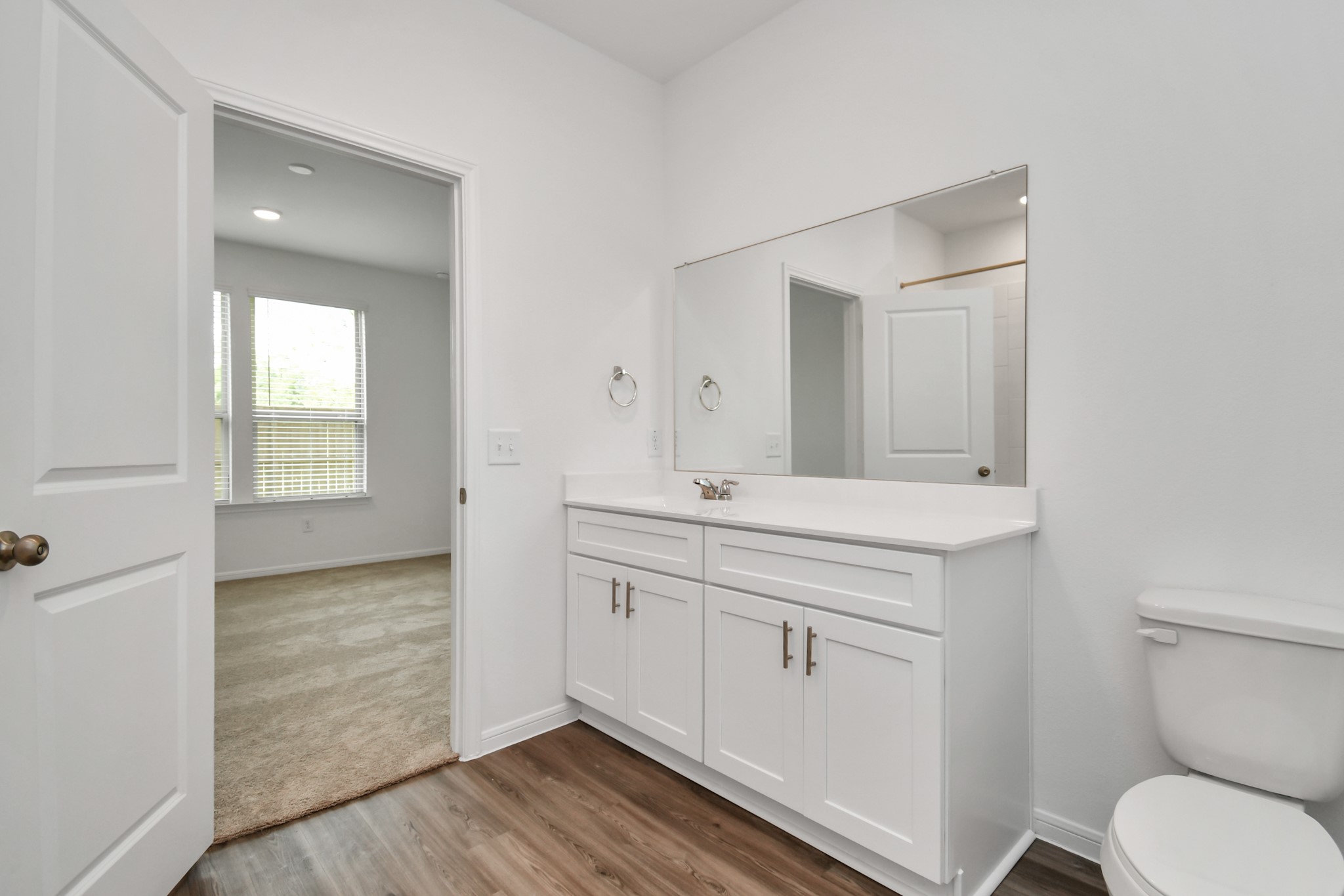 Master bathroom features a great vanity for enough room making it easy to get ready.