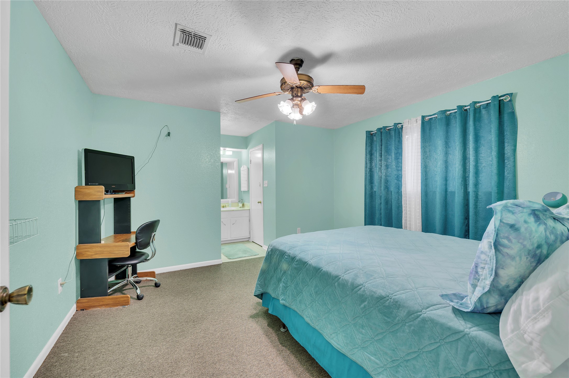 12402 Gotham Drive, Houston, TX 77089