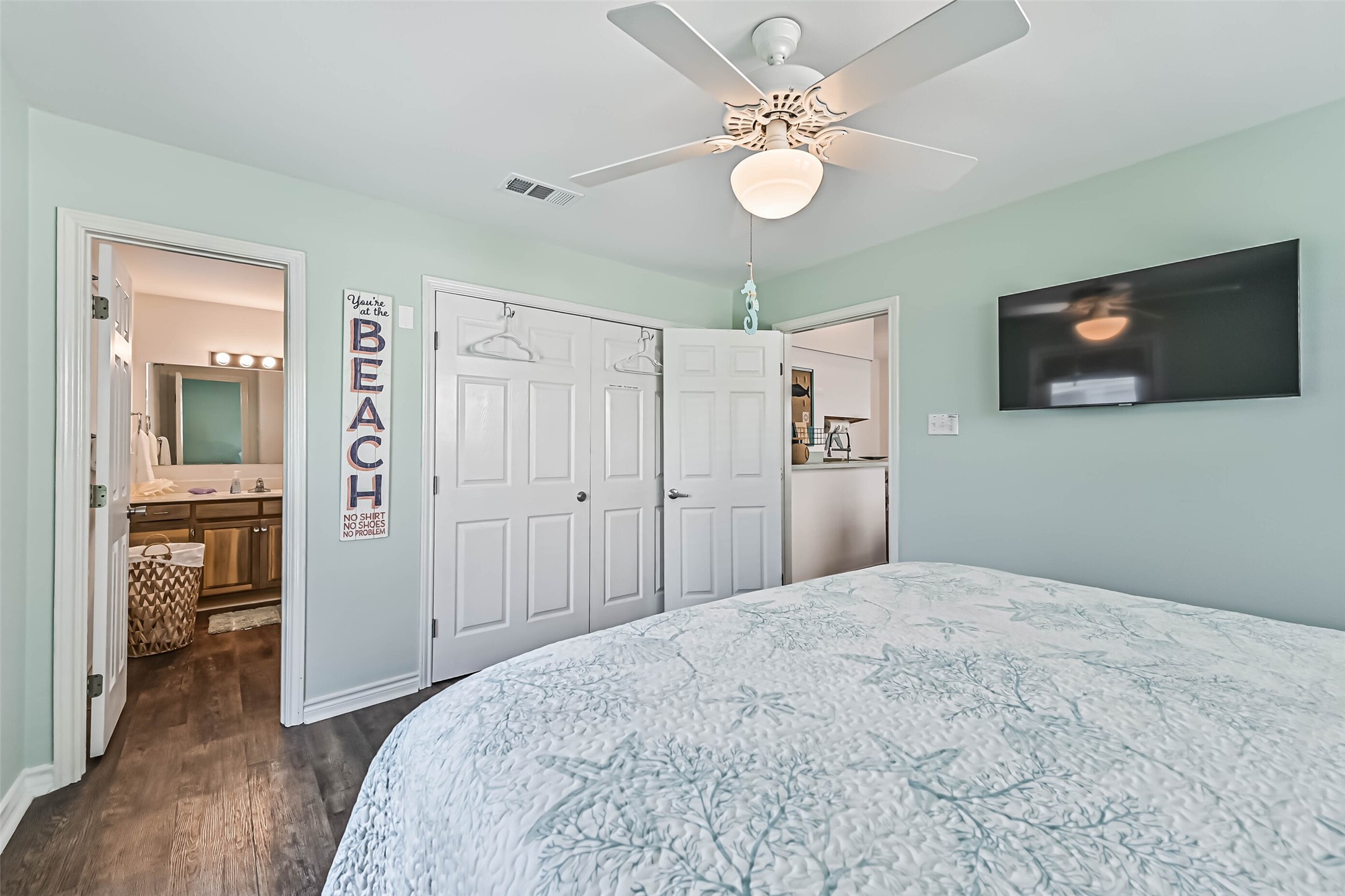 13811 Mutiny Lane, Galveston, TX 77554