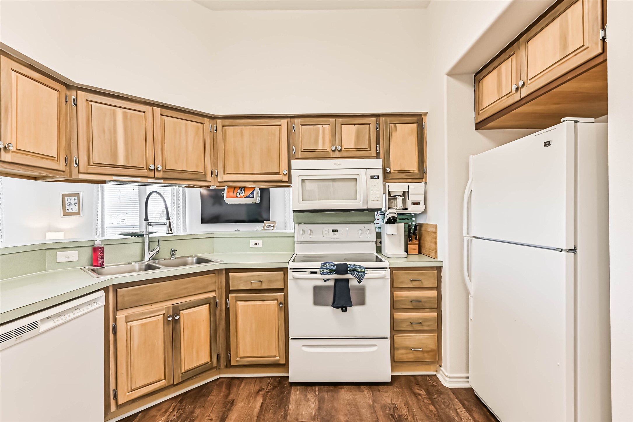 13811 Mutiny Lane, Galveston, TX 77554