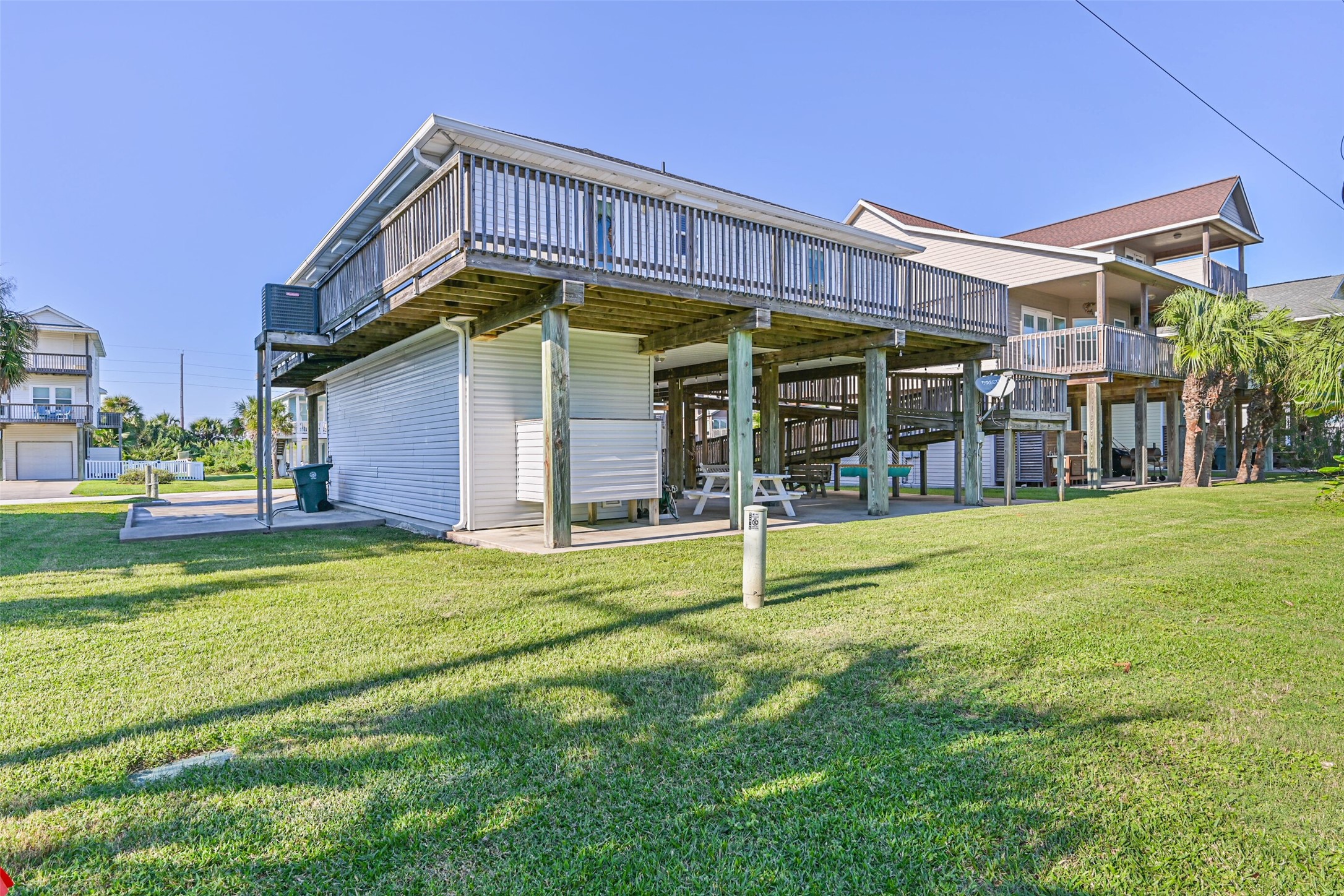 13811 Mutiny Lane, Galveston, TX 77554