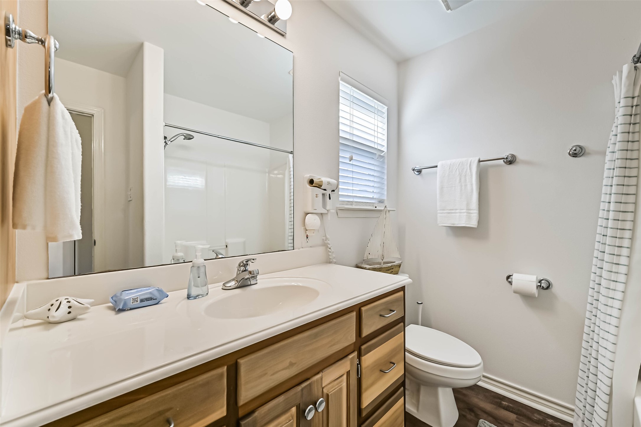 13811 Mutiny Lane, Galveston, TX 77554