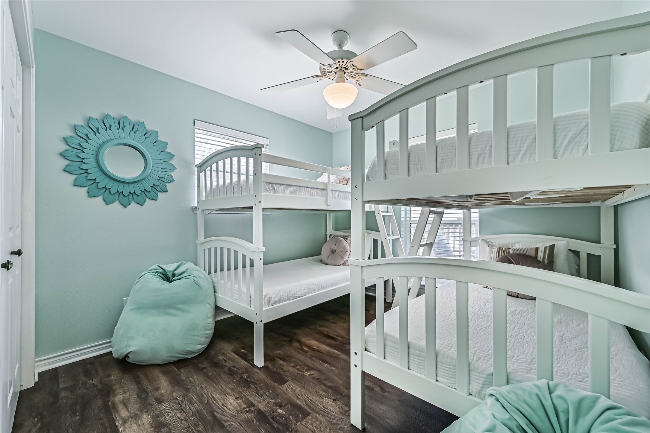 13811 Mutiny Lane, Galveston, TX 77554