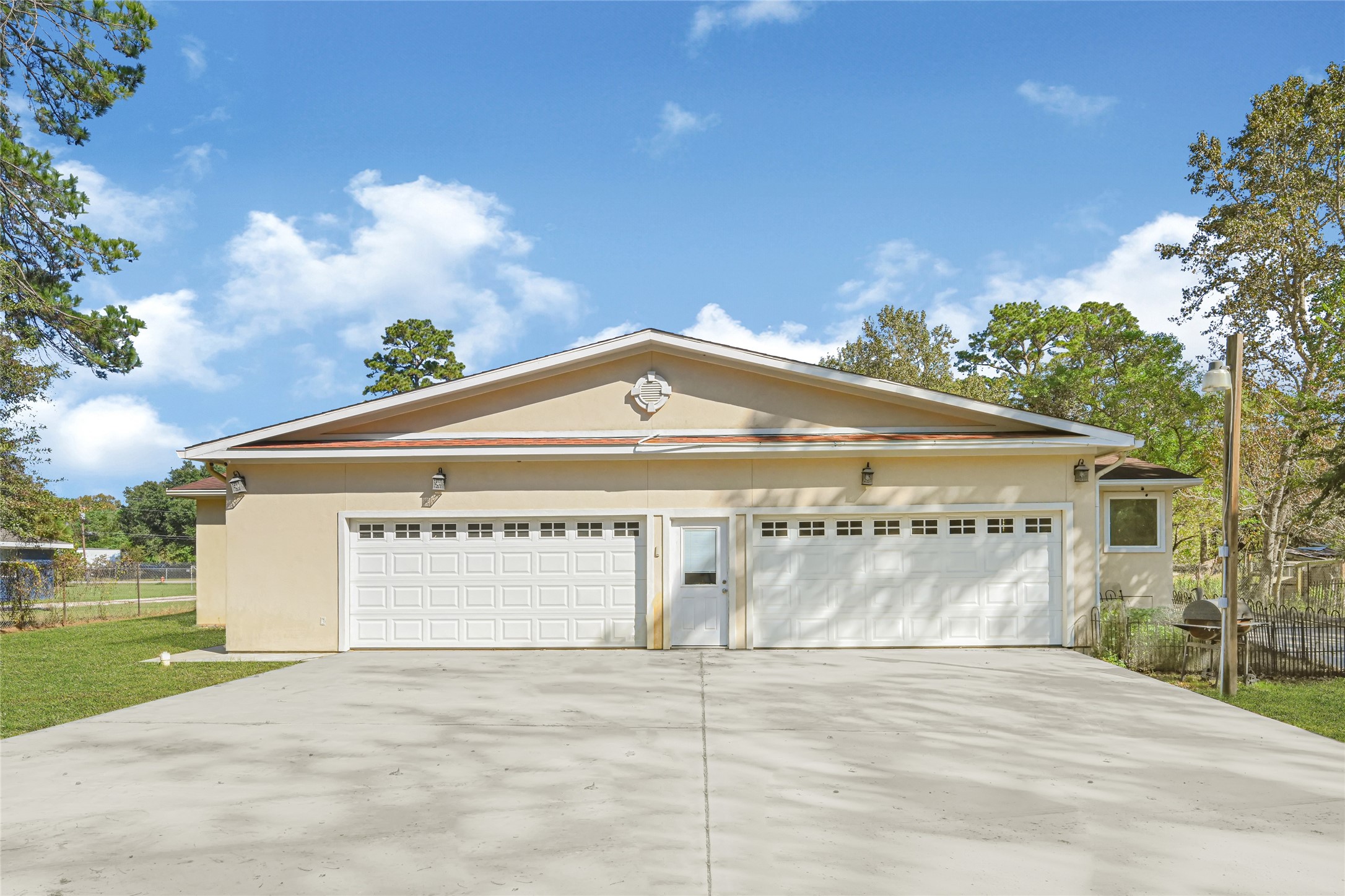 22638 Walnut Drive, Porter, TX 77365