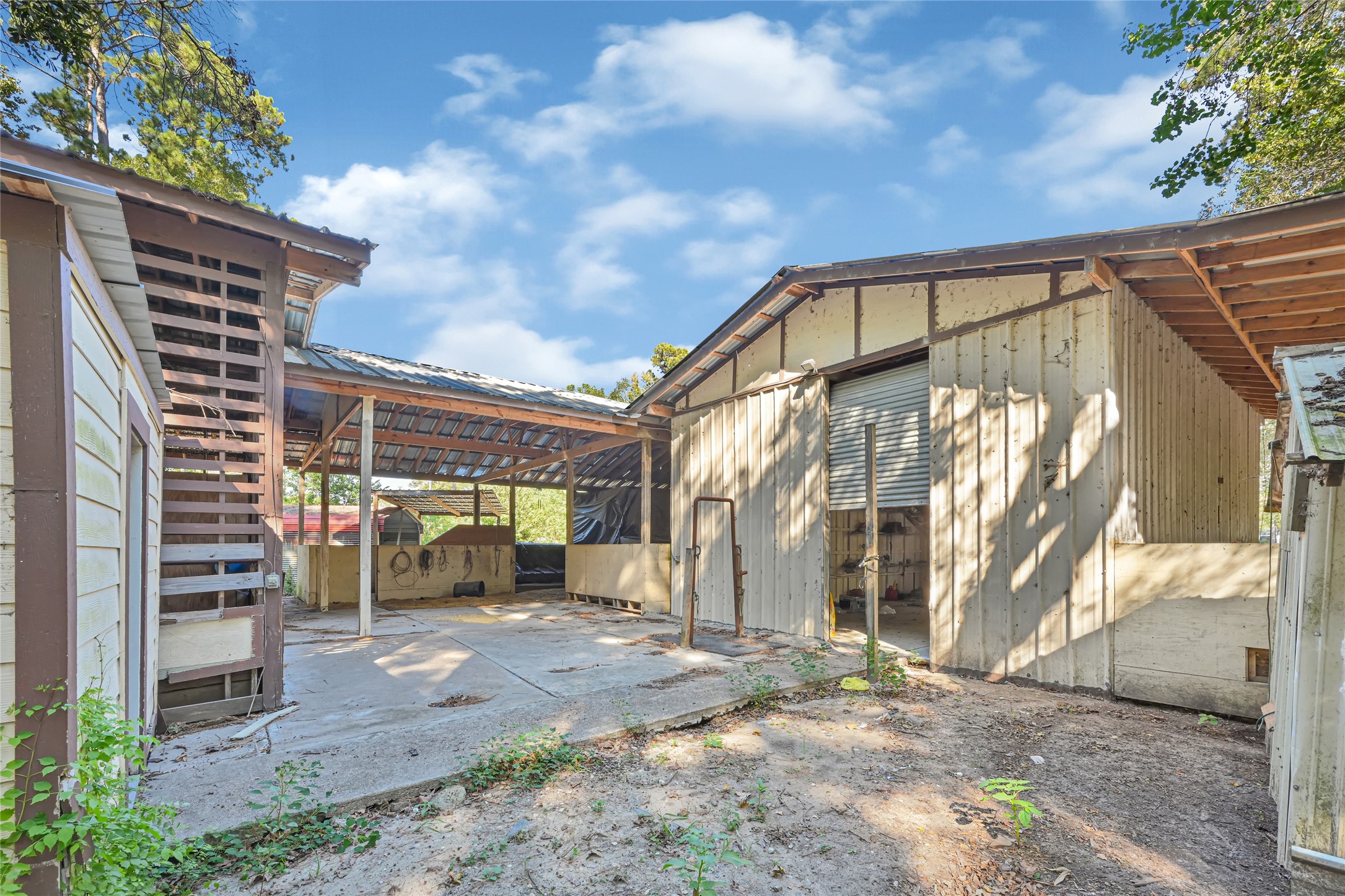 22638 Walnut Drive, Porter, TX 77365