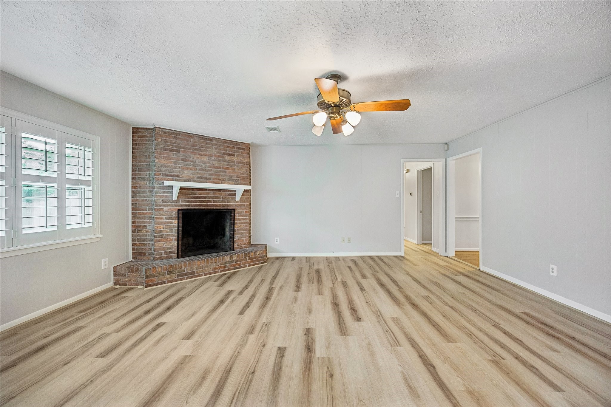 Updated floors and recent paint. Love all of the natural light! Updated floors and recent paint. Love all of the natural light!