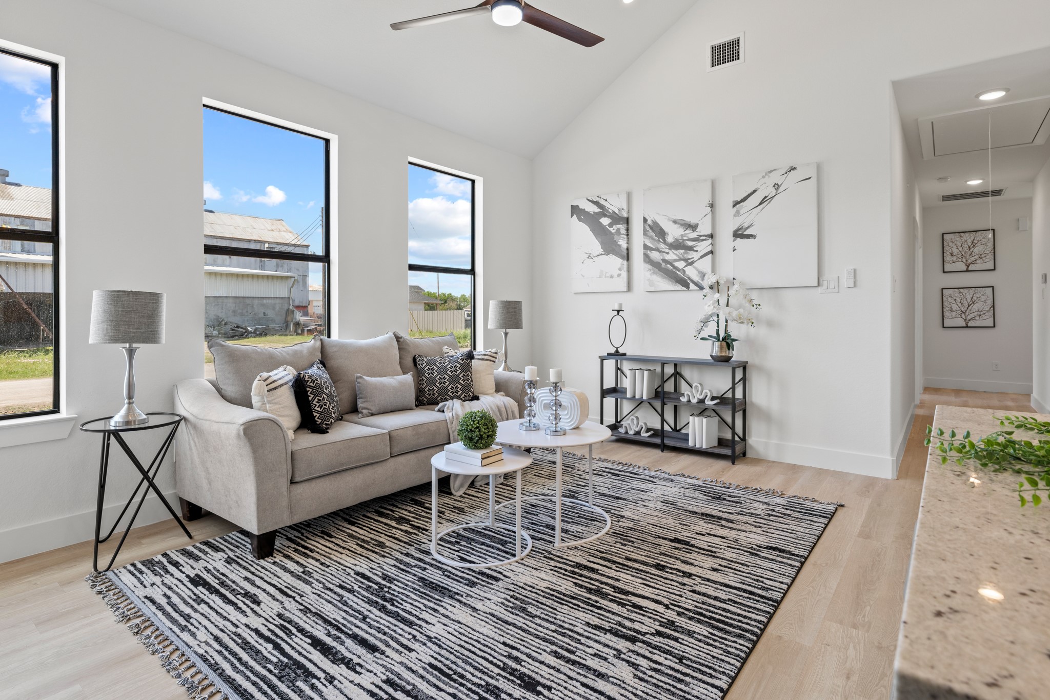 201 S 2nd Street, Beasley, TX 77417 201 S 2nd Street, Beasley, TX 77417