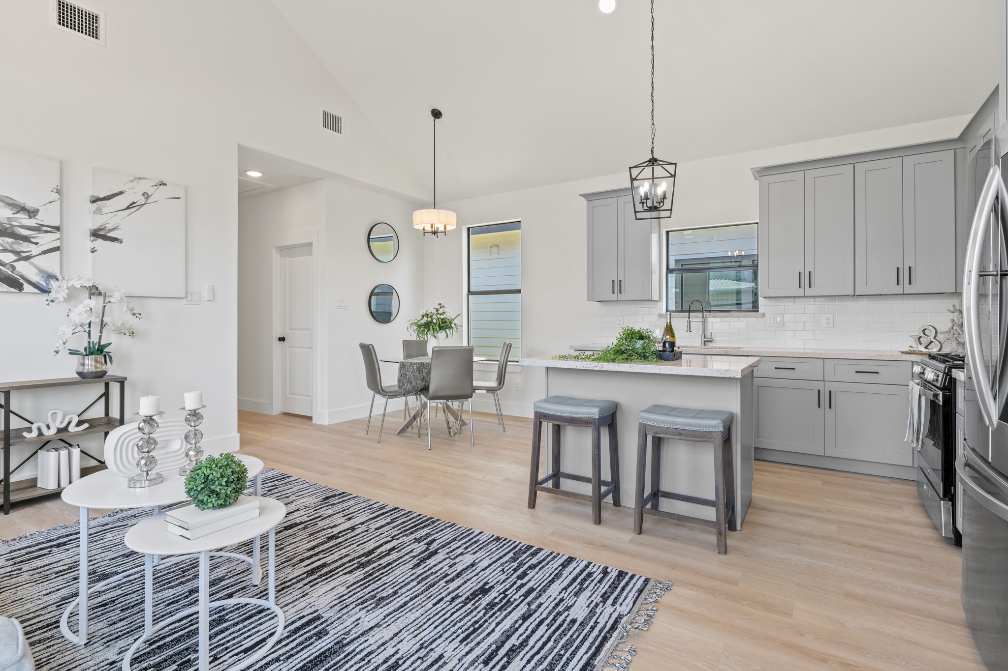 201 S 2nd Street, Beasley, TX 77417