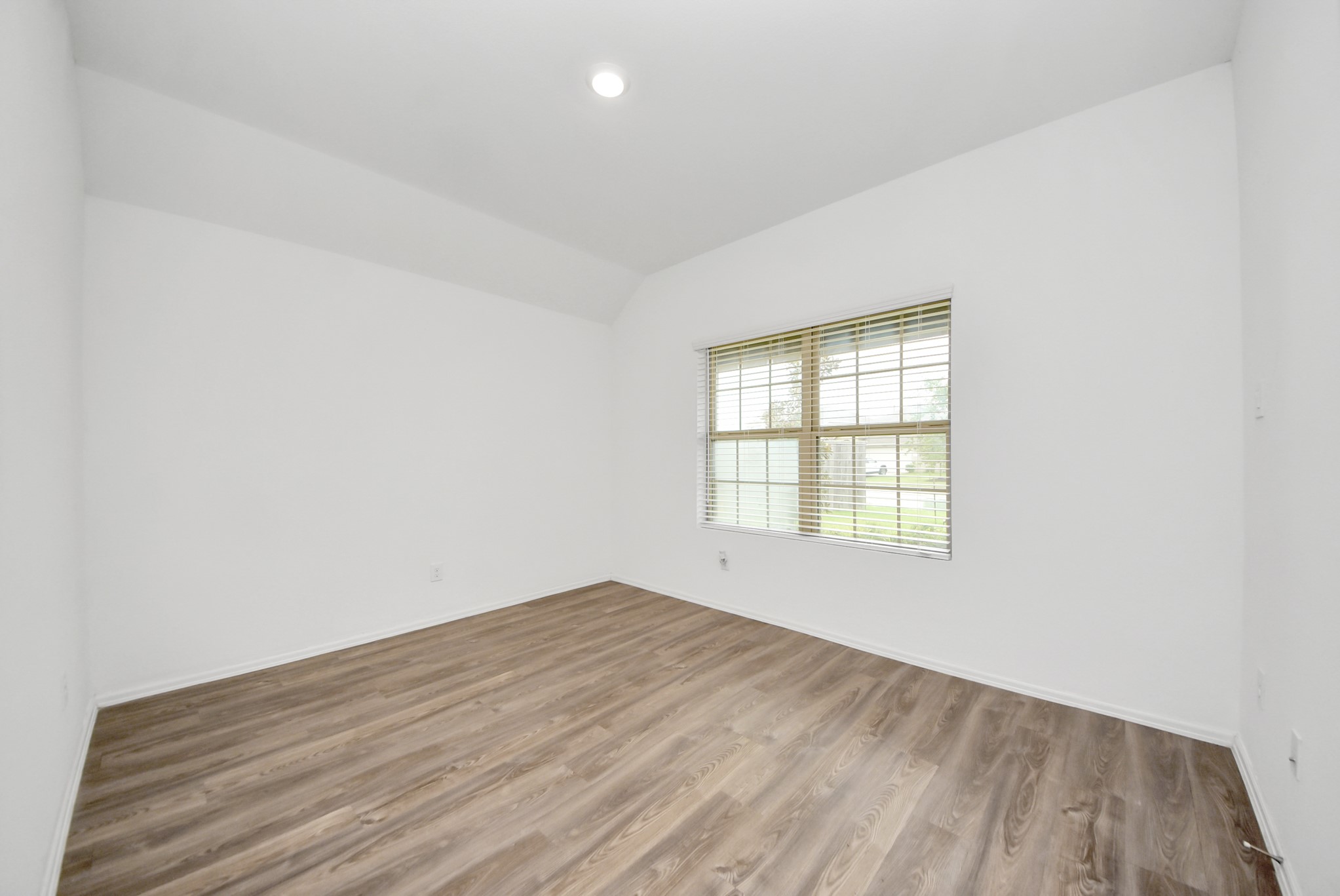 14235 Elrington Hollow Trail, Fresno, TX 77583