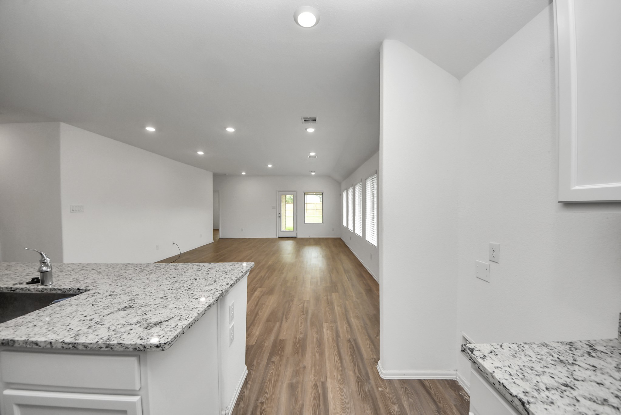 14235 Elrington Hollow Trail, Fresno, TX 77583 14235 Elrington Hollow Trail, Fresno, TX 77583