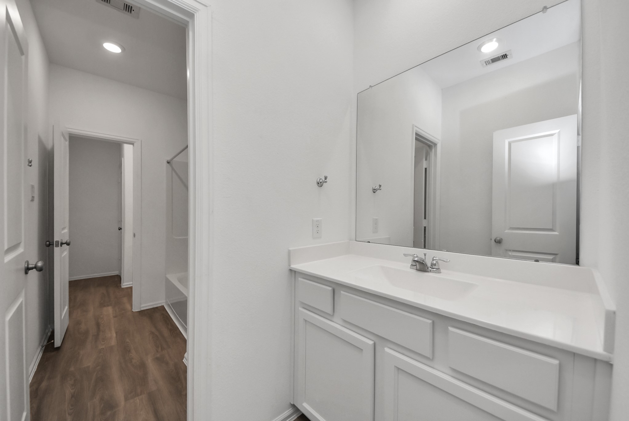 14235 Elrington Hollow Trail, Fresno, TX 77583