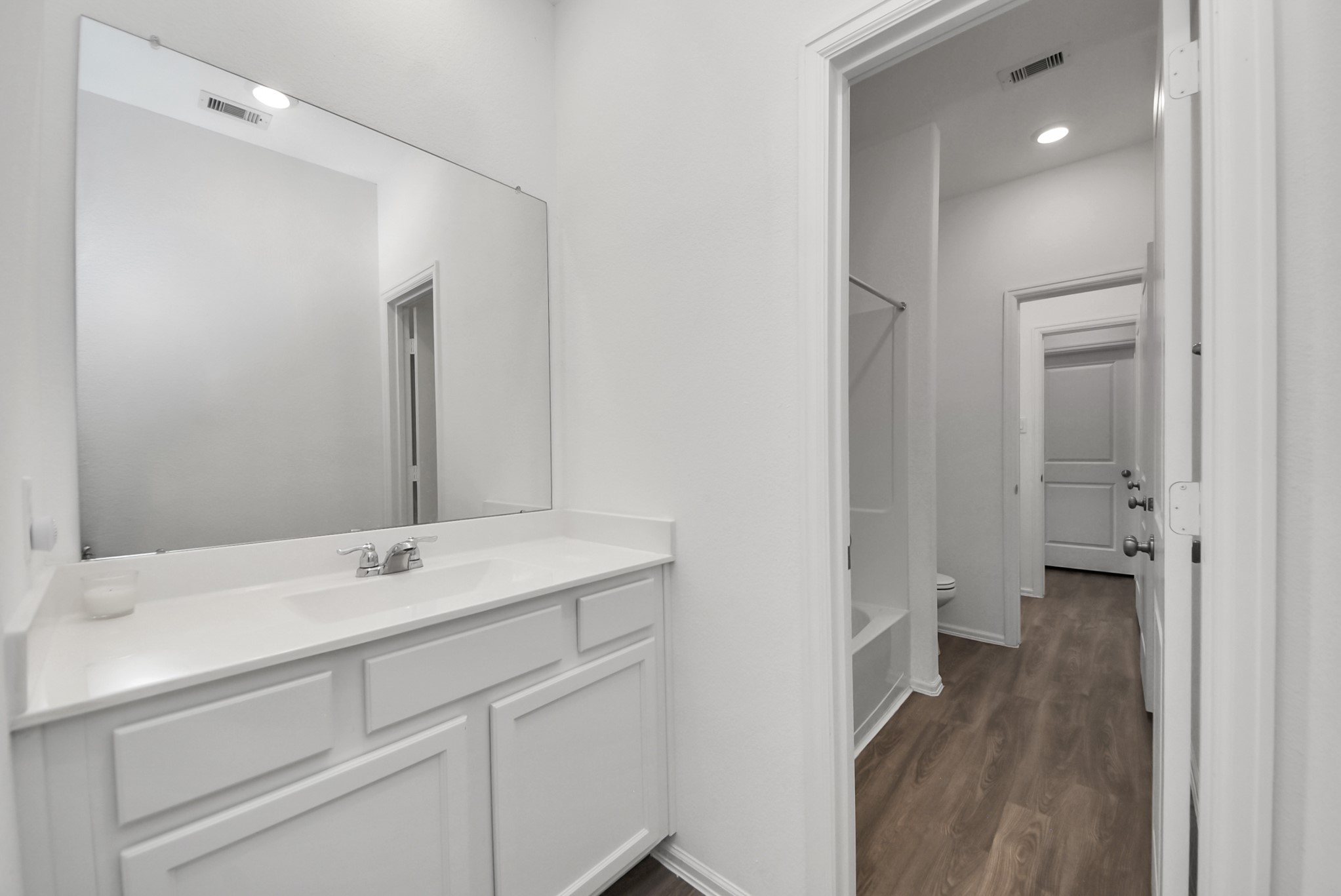 14235 Elrington Hollow Trail, Fresno, TX 77583