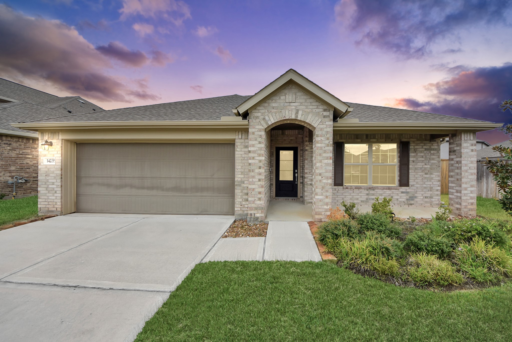 14235 Elrington Hollow Trail, Fresno, TX 77583