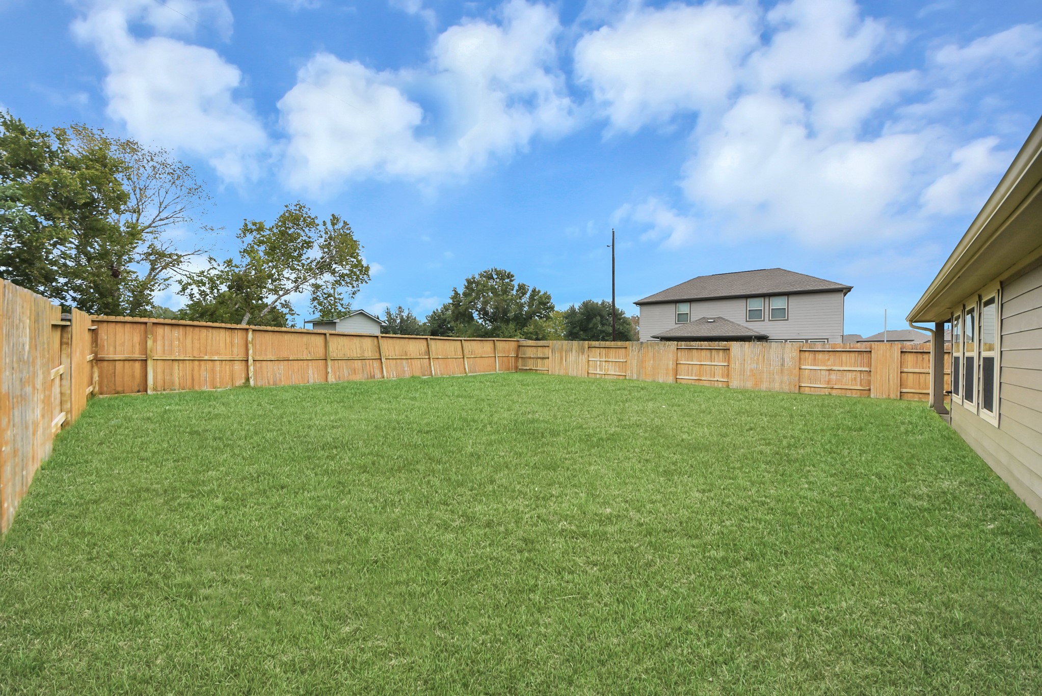 14235 Elrington Hollow Trail, Fresno, TX 77583