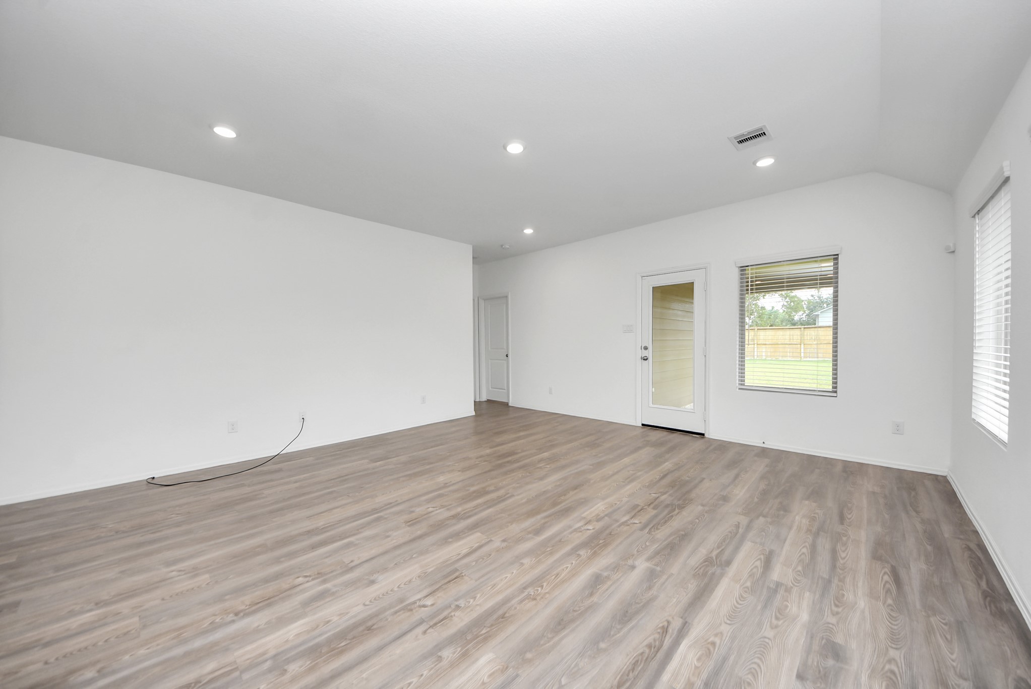 14235 Elrington Hollow Trail, Fresno, TX 77583