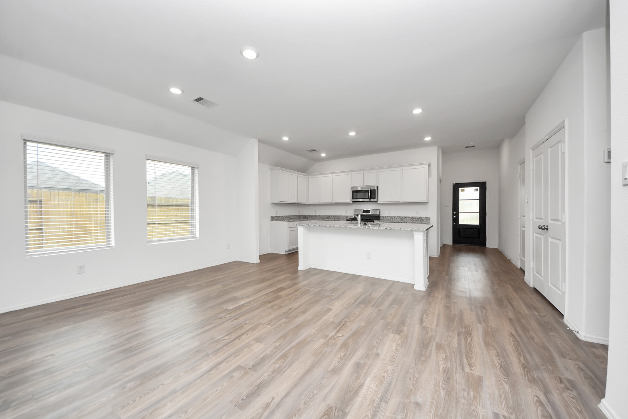 14235 Elrington Hollow Trail, Fresno, TX 77583