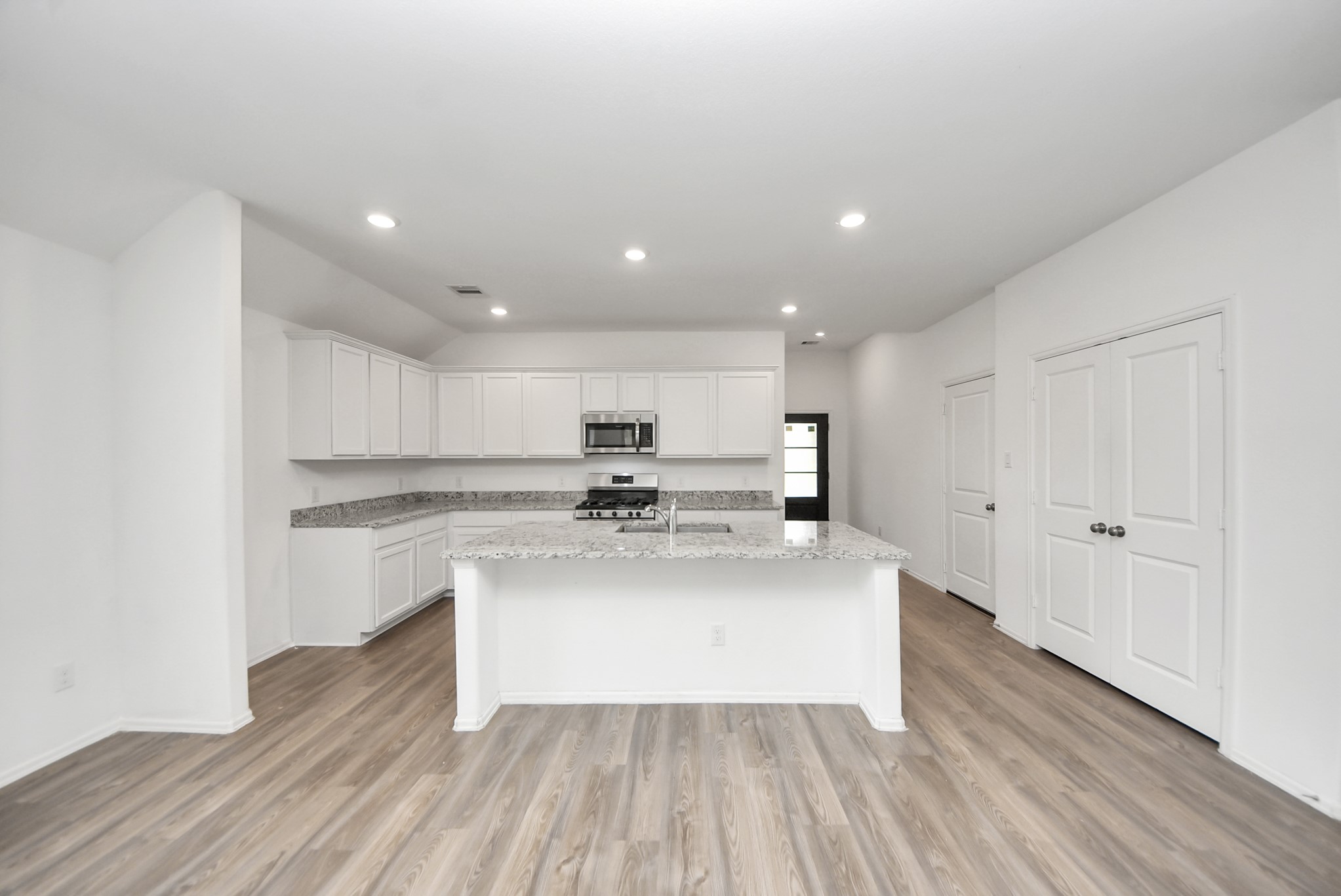 14235 Elrington Hollow Trail, Fresno, TX 77583 14235 Elrington Hollow Trail, Fresno, TX 77583
