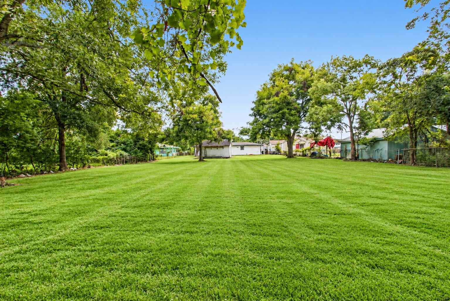 1118 Lake Road, La Marque, TX 77568