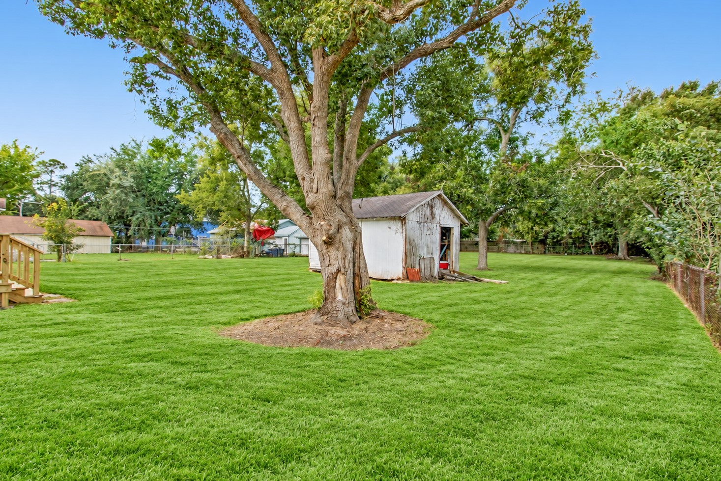 1118 Lake Road, La Marque, TX 77568